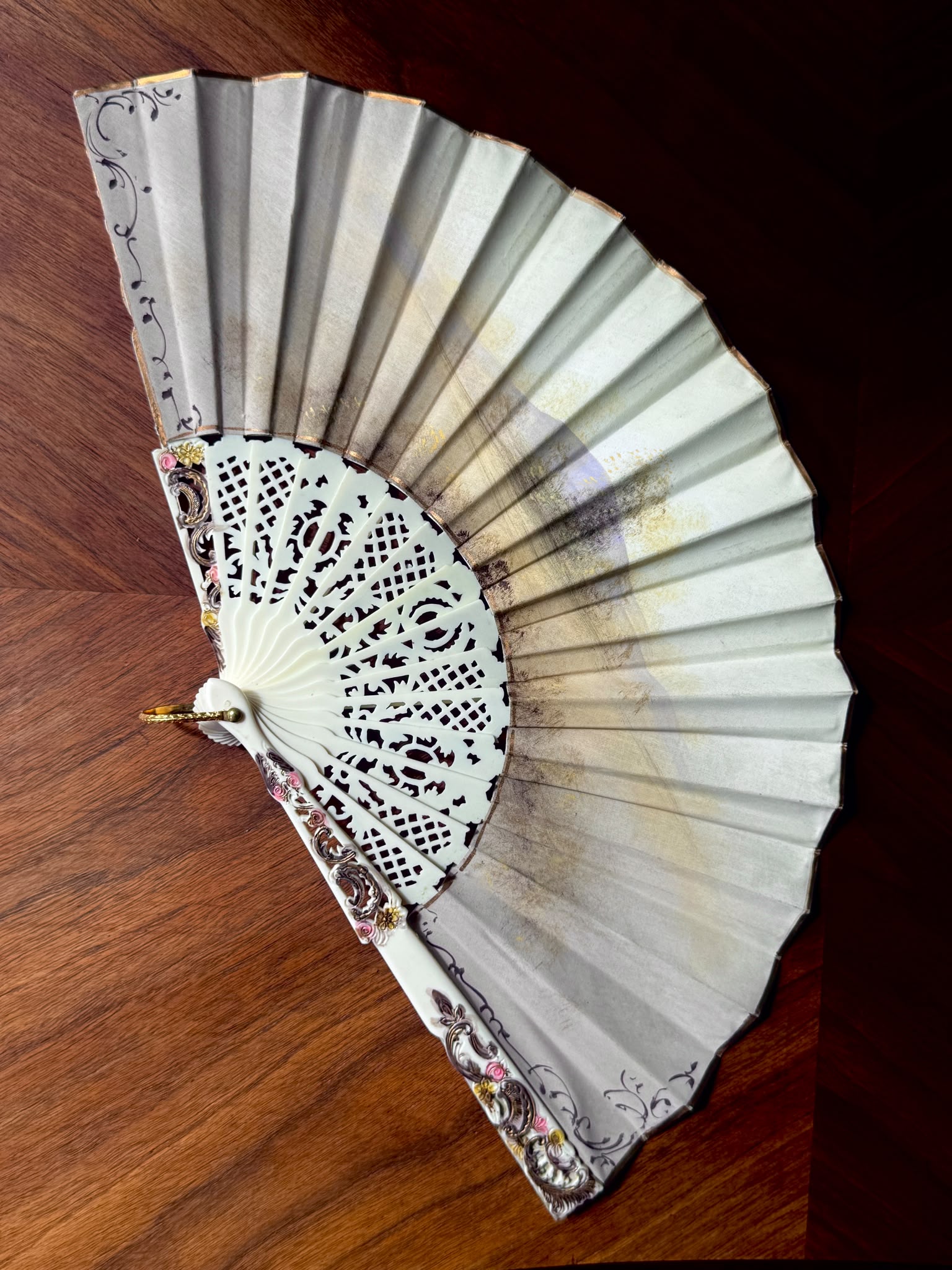 Antique c. 1890–1920 European Hand-Painted & SIgned Rococo Revival Folding Fan (MT2616)