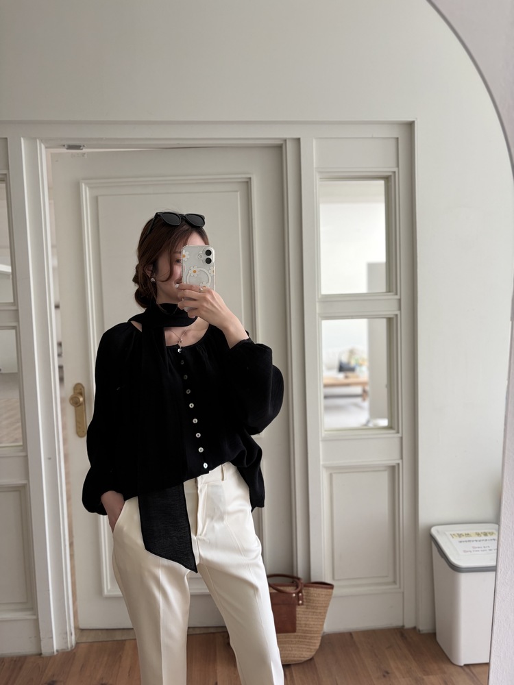 Minimal Tapered Ankle Pants (Ivory)