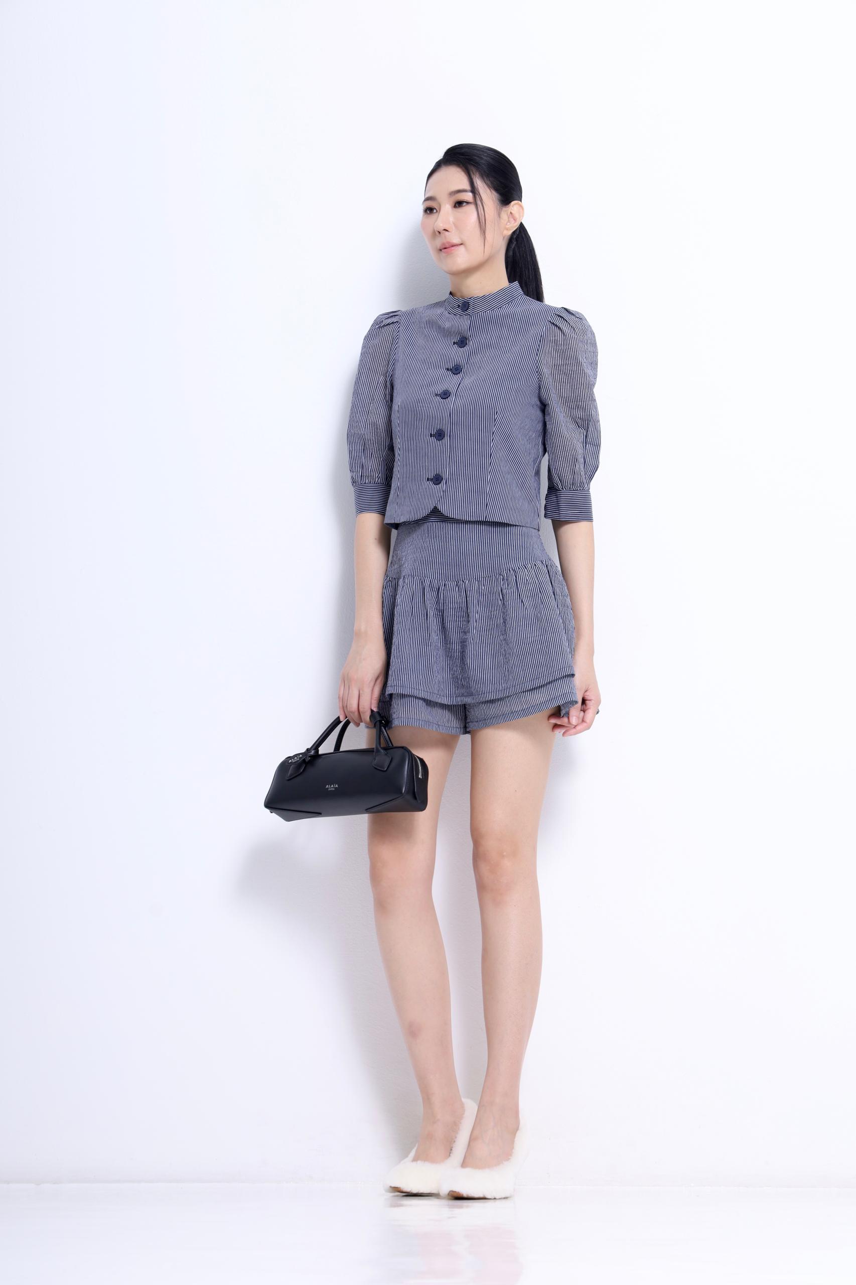 CB2746 Mandarin Collar Puff Sleeve Cropped Blouse