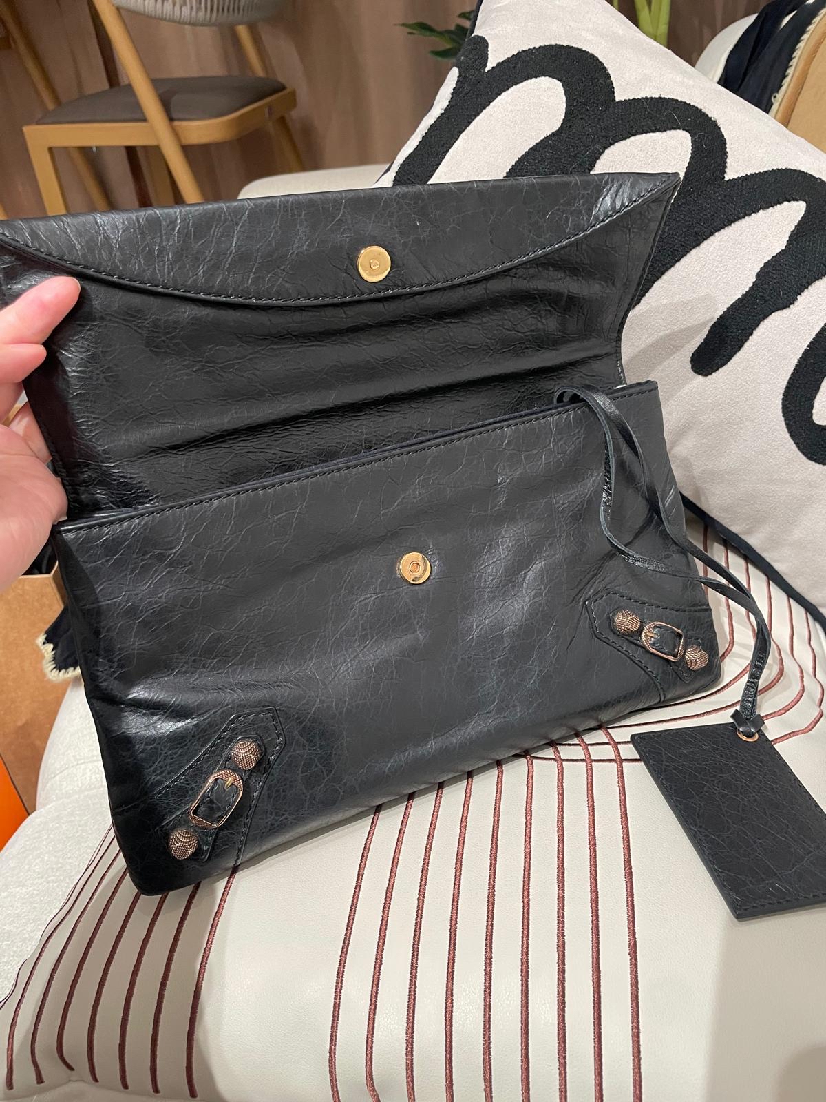 Balenciaga clutch bag 100%Authentic,95%new