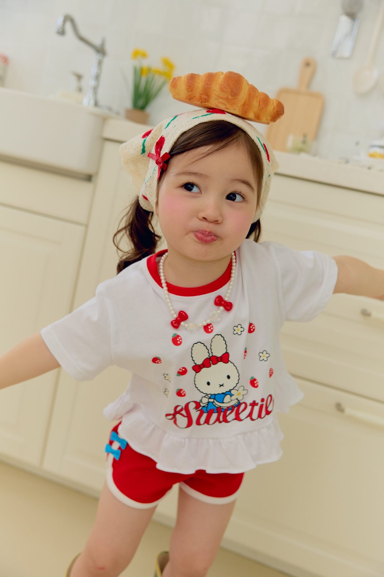 🇰🇷sera kids tee