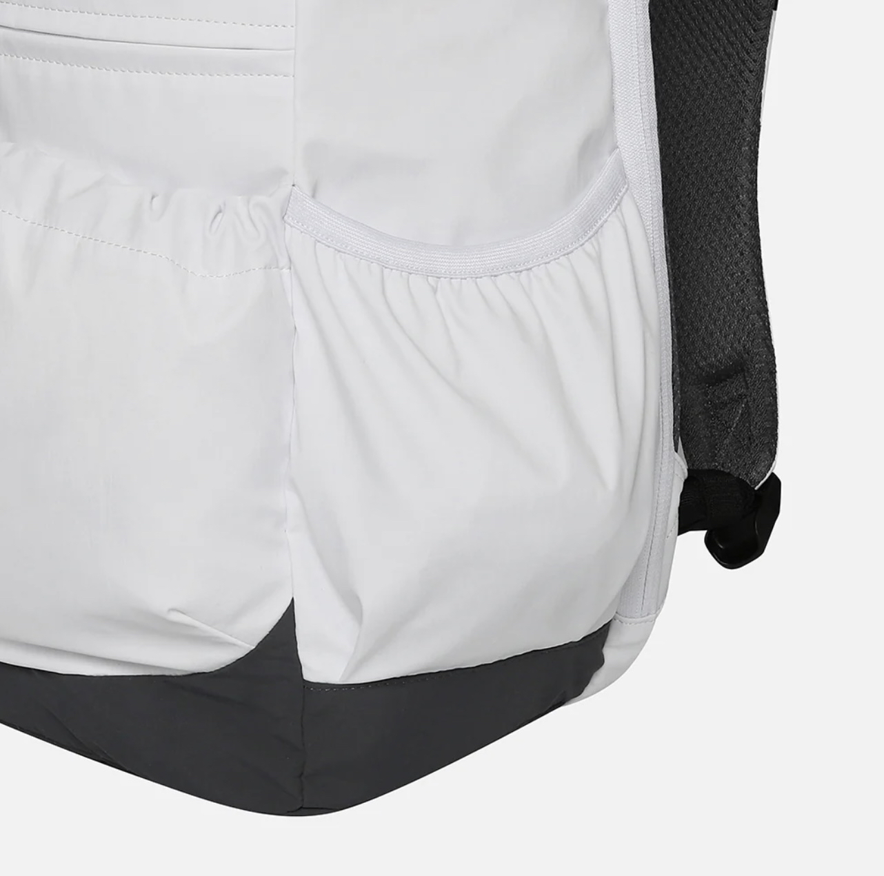 Wilson 韓國限定 22L Backpack 系列🎉🎉網店及旺角門市同時發售