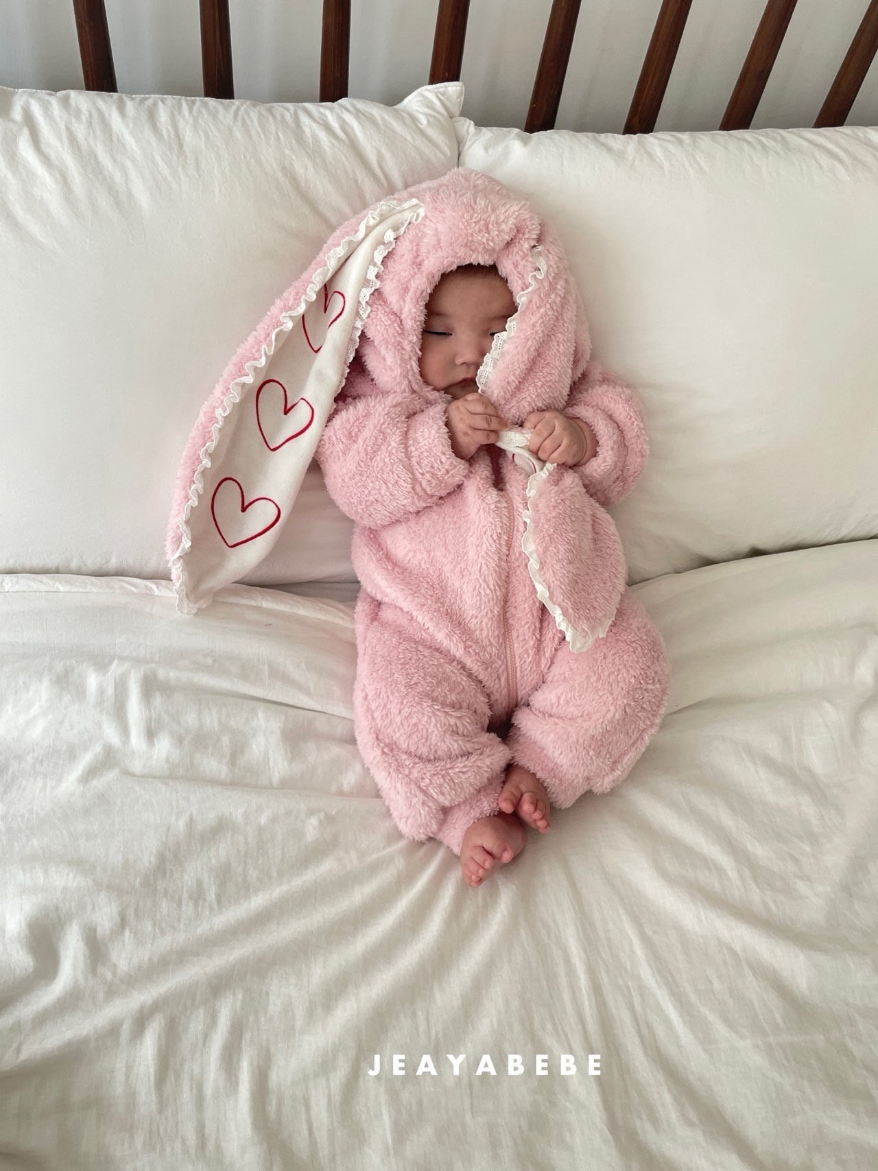 Jeayabebe | Rabbit suit Pink
