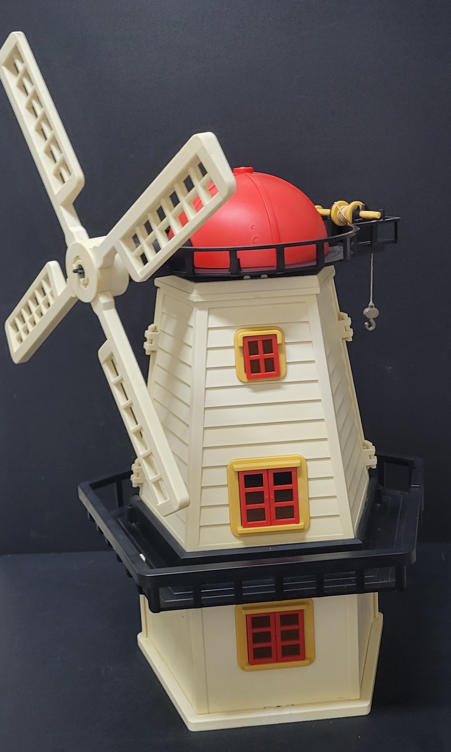 森林家族舊版風車屋