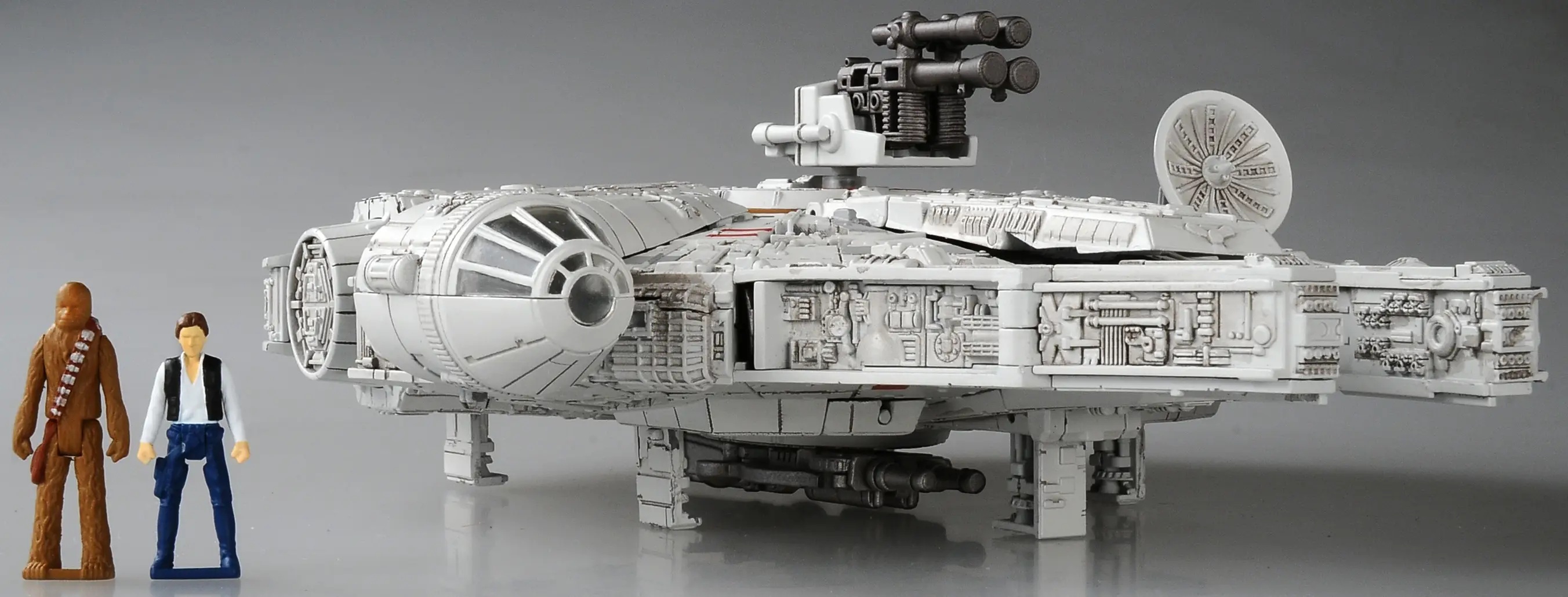 Star Wars/Transformers 02 Millennium Falcon