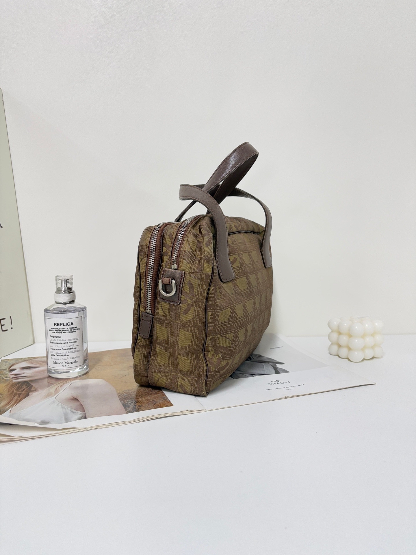 【預訂貨品】Chanel啡色冰格腋下包