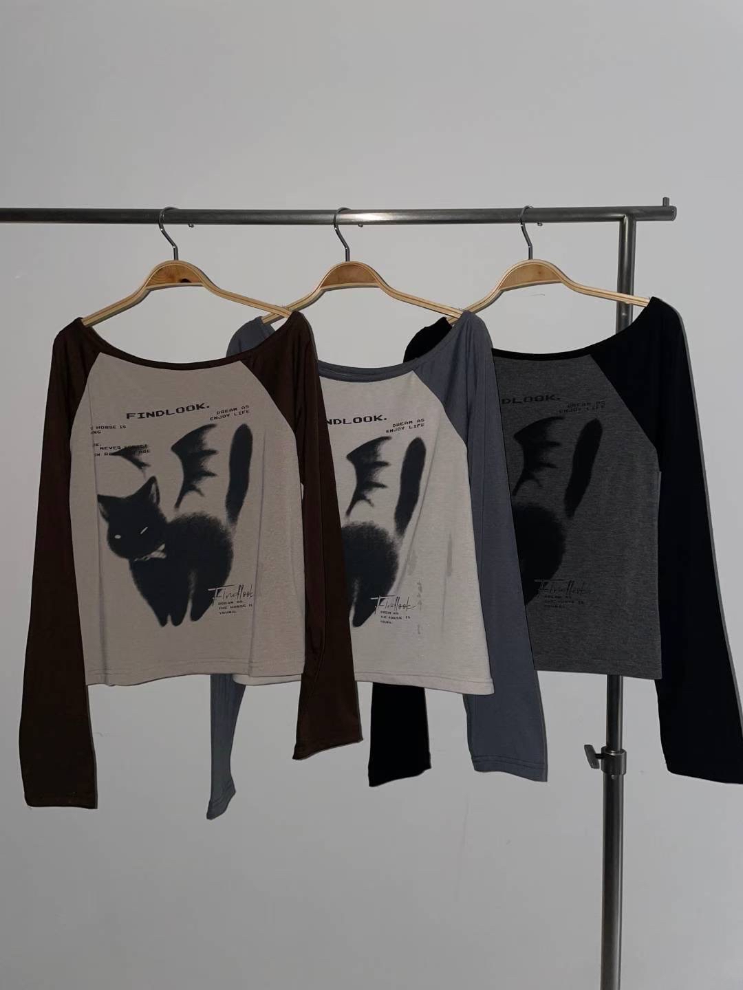 已售罄❌東大門黑貓拼色露膊top