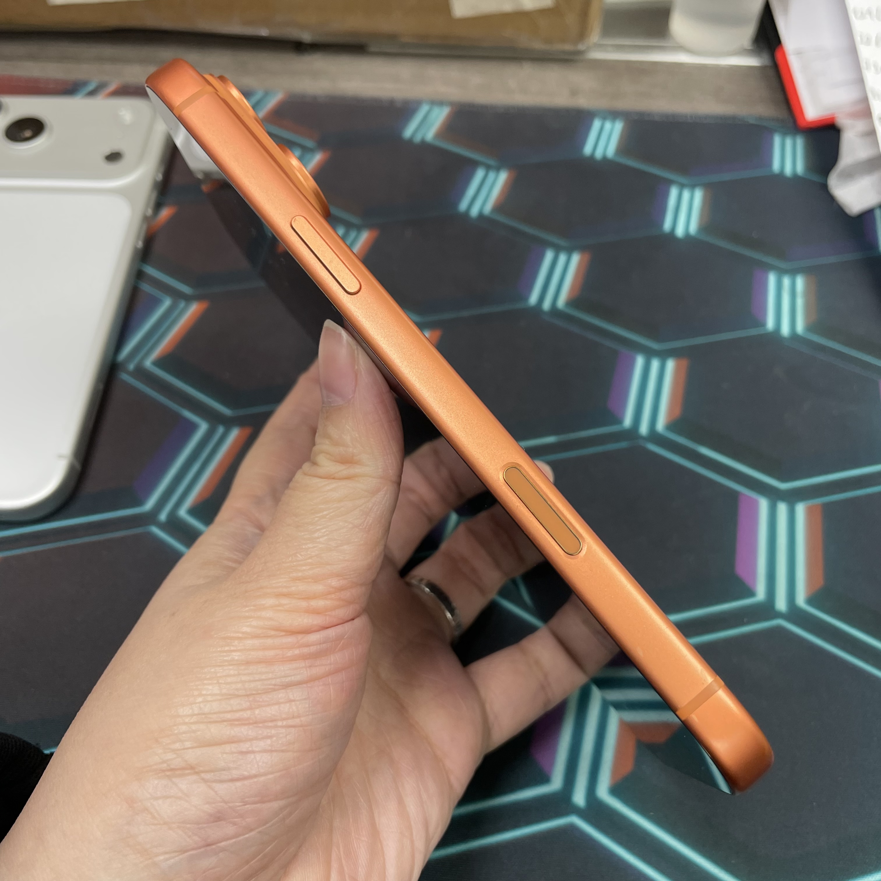 *8359 17 pro max 完美機 256GB 電100 橙色 orange