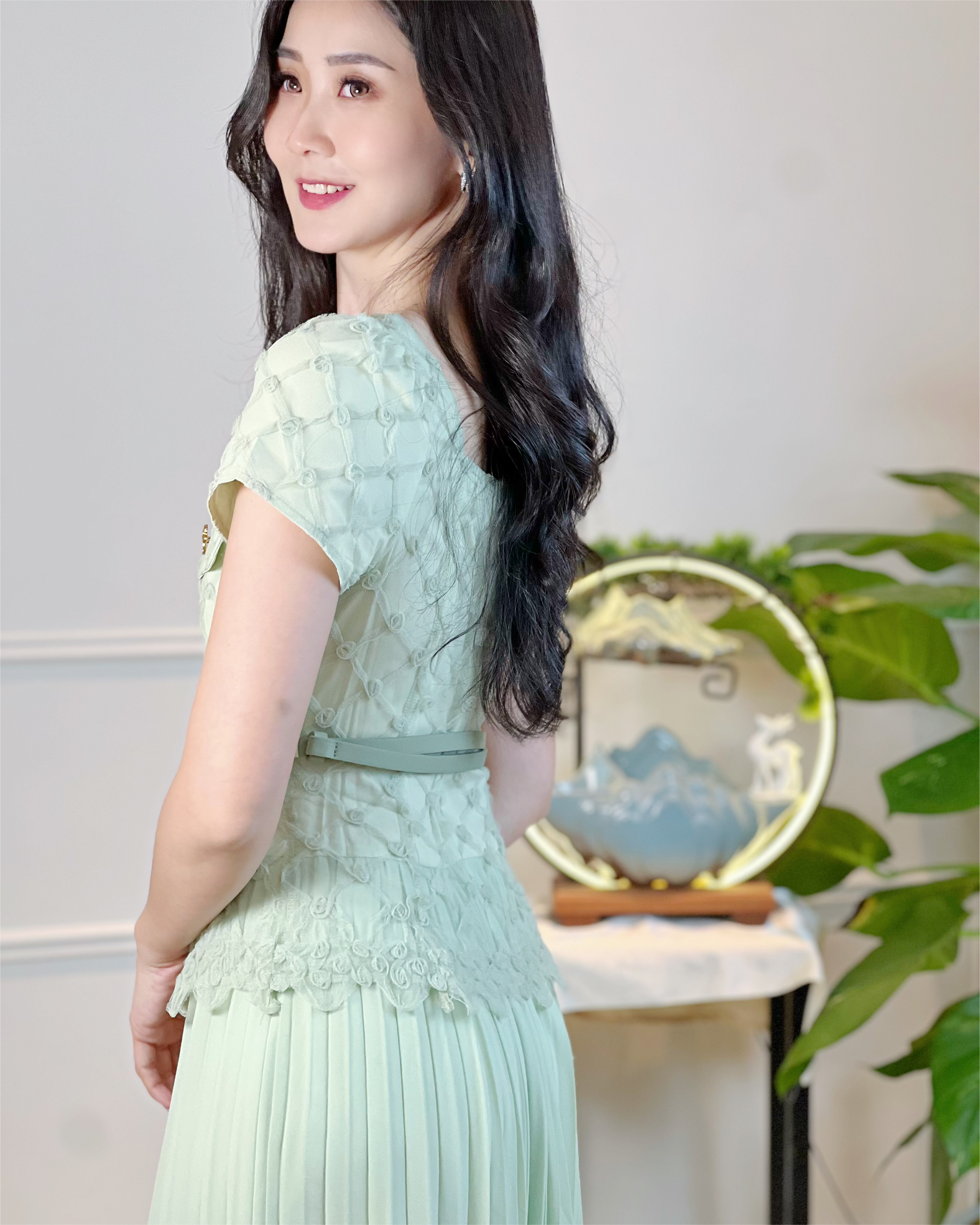 5097 Hedda Lush Meadow Midi Dress