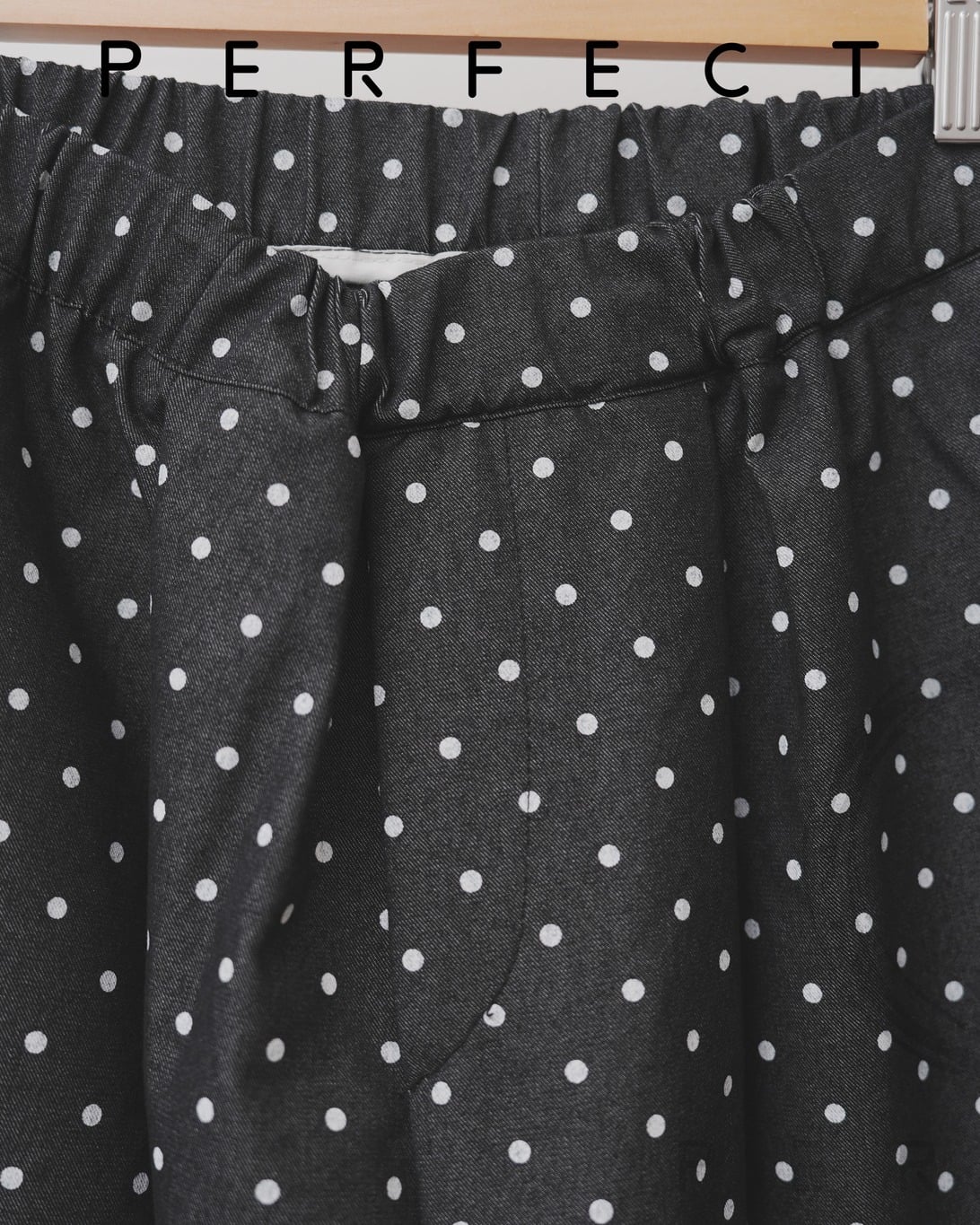 P0013_牛仔橡根頭百搭波點修飾腳形褲（藍白波點）