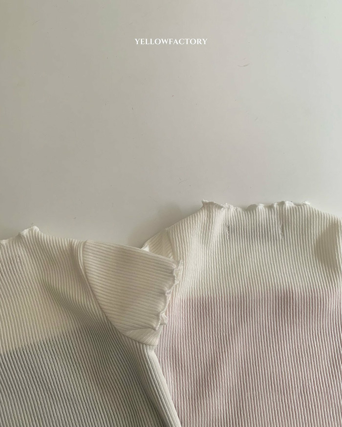 🇰🇷Yellowfactory tee