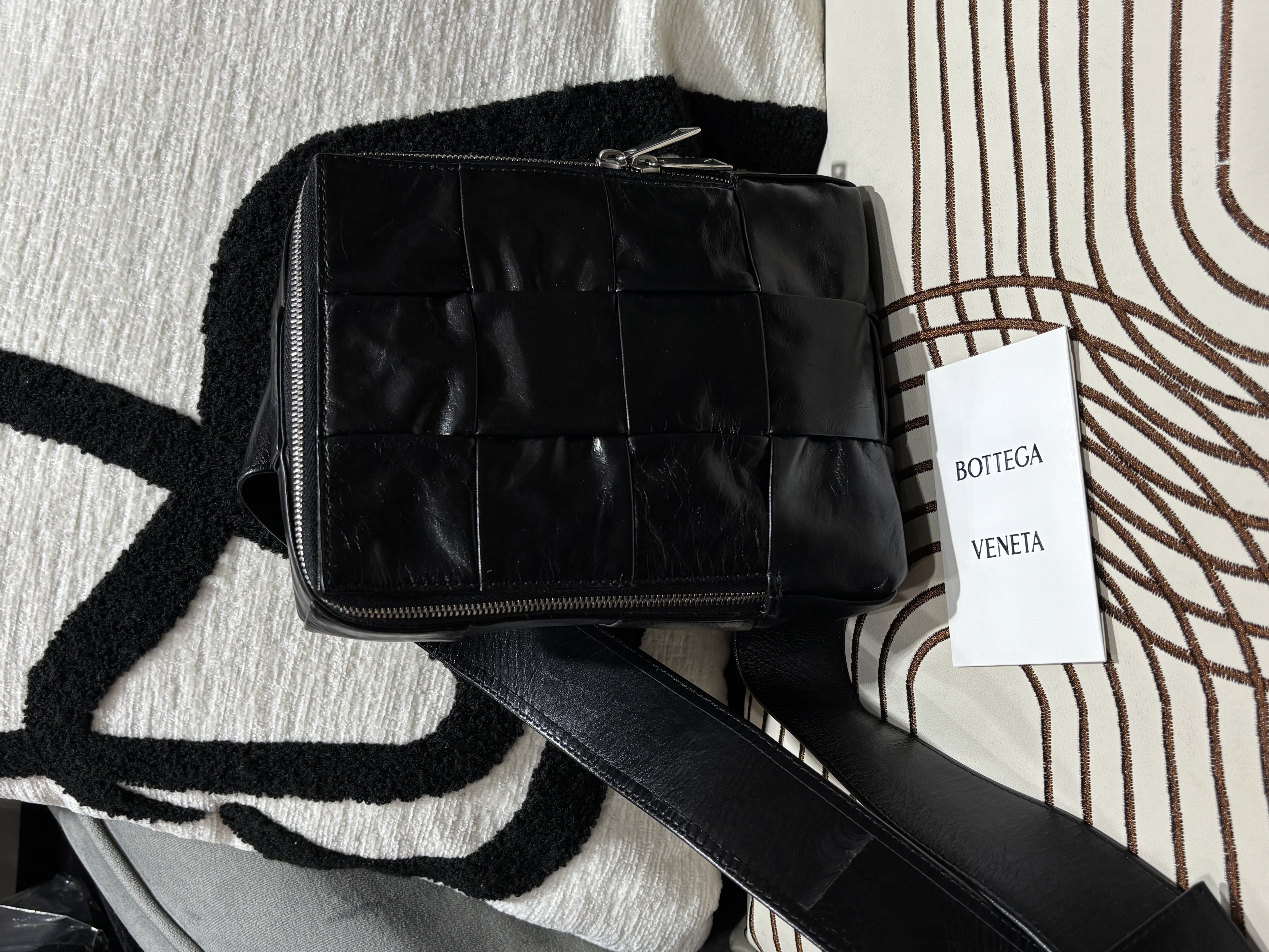 Bottega Veneta BV waist bag Cassette Sling Crossbody Bag Black ✨ 100%Authentic, 98%new ✅Booklet ✅Dust bag