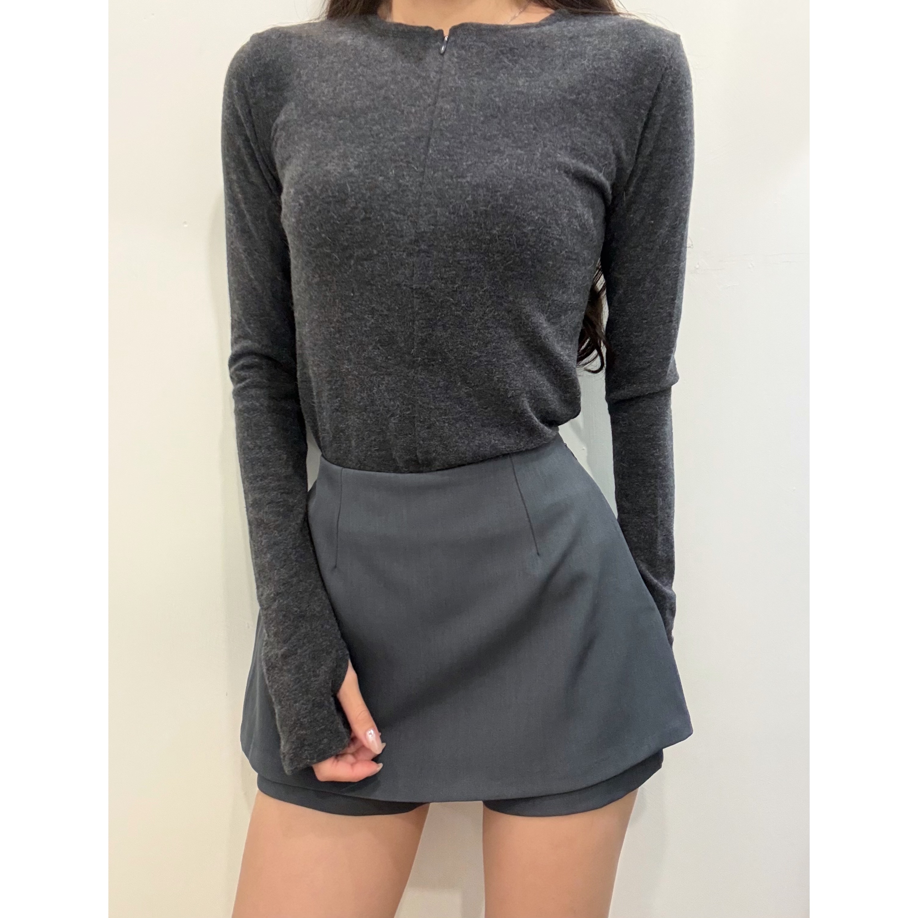 新品價及新年前收貨2月3號8PM截單💛《ZIPPER LS TOP》 2602D