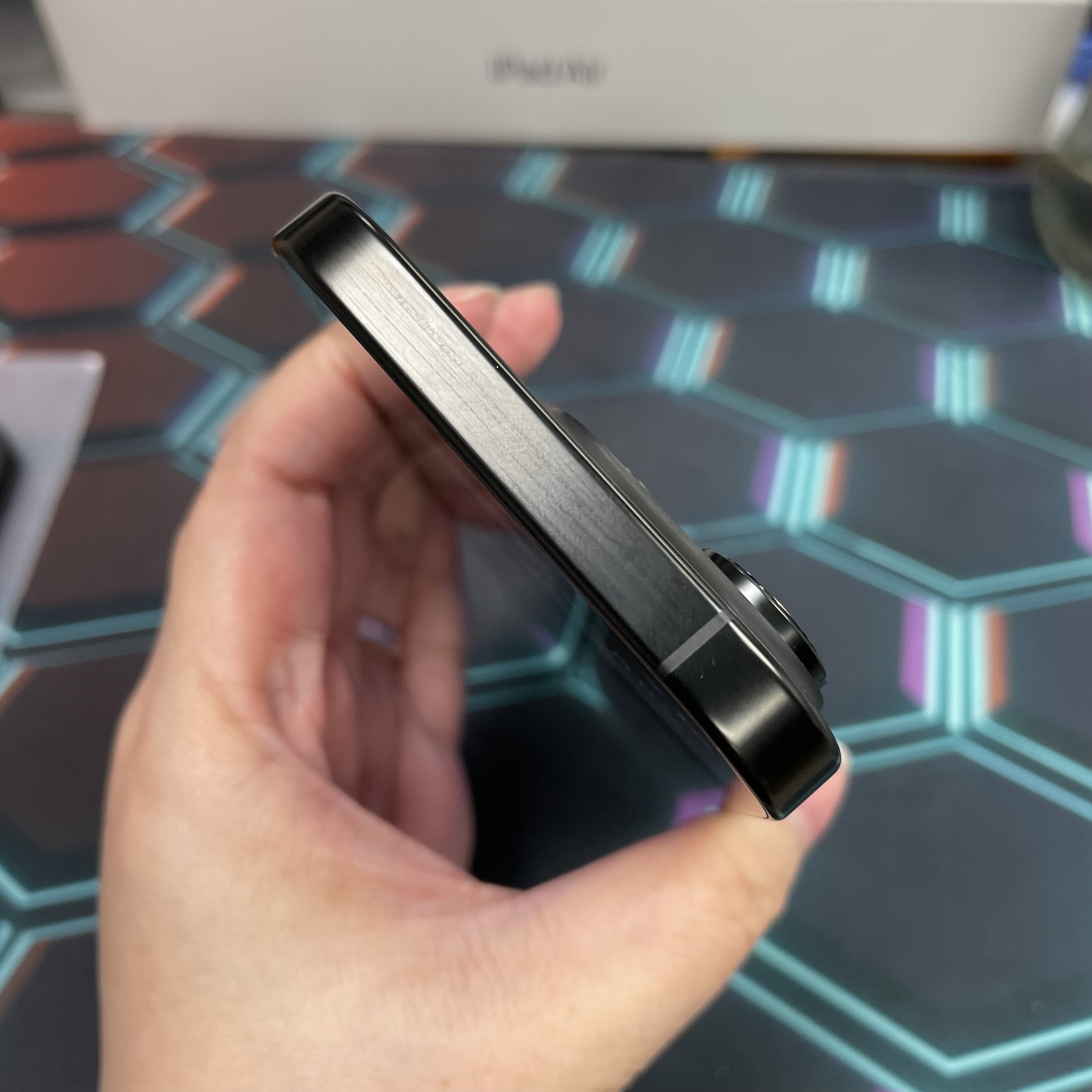 *8080 16 Pro 靚機 256GB 電91 黑色 black