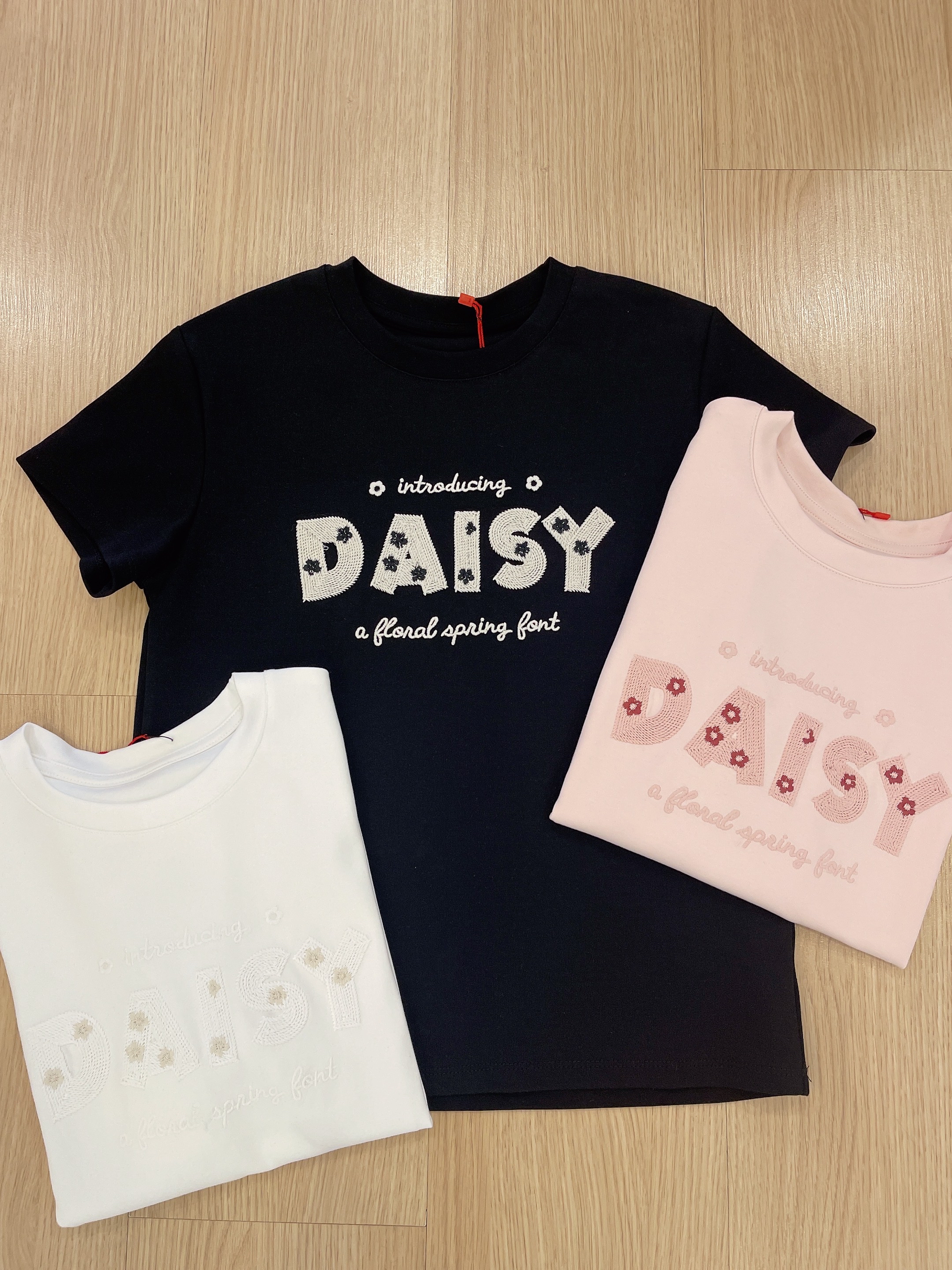 Daisy Tee