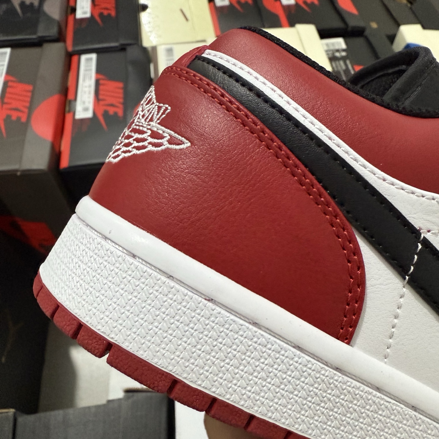 Nike Air Jordan 1 Low "Bred Toe" 553558-612