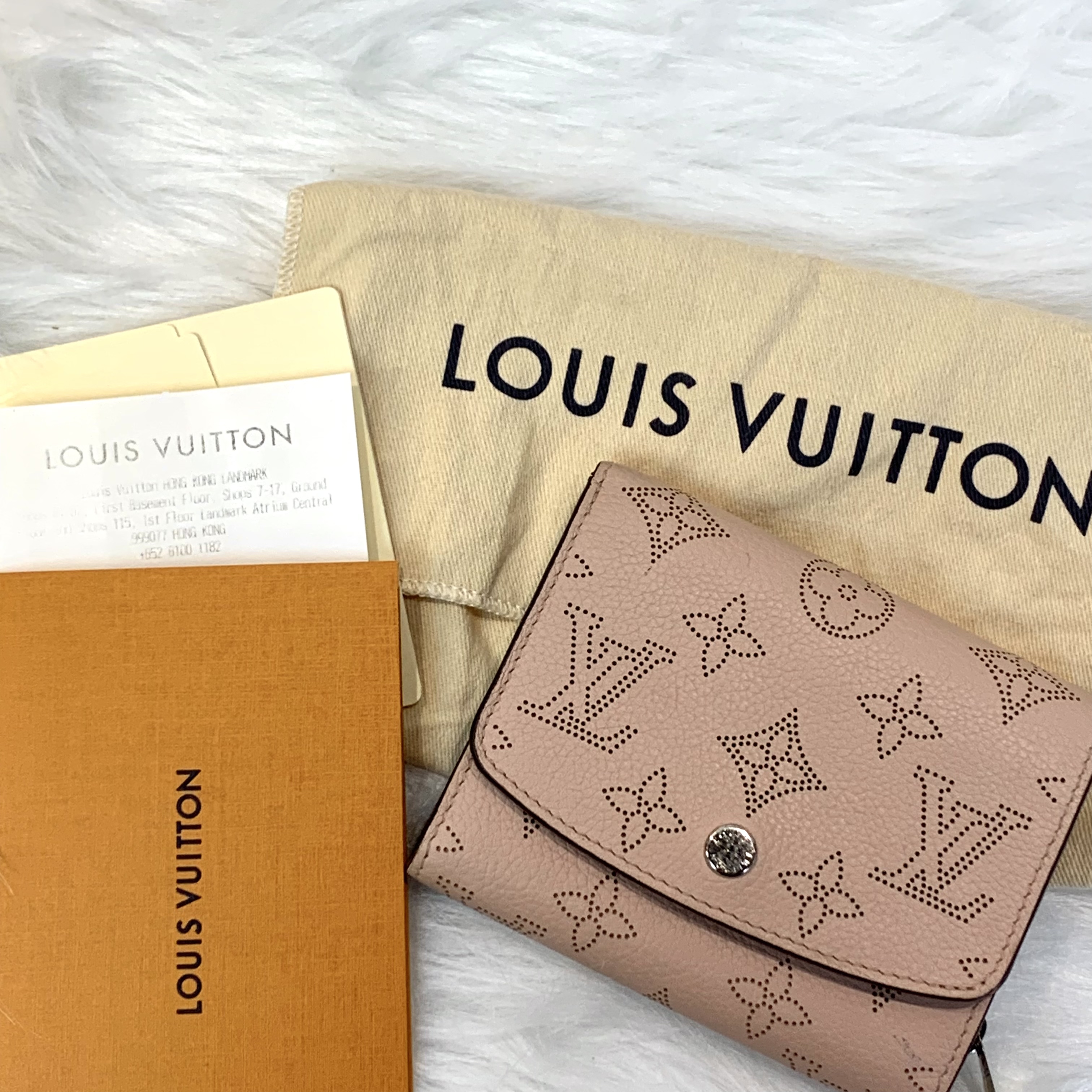 LV老花 Mono-Mahina Short Wallet 粉色短錢包