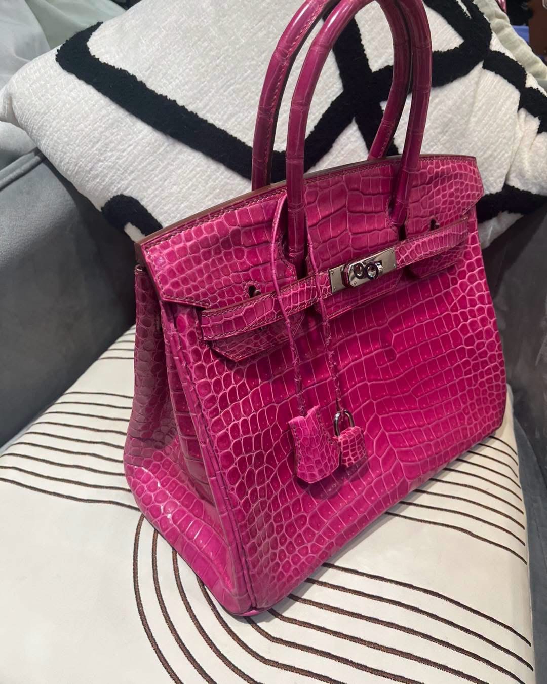 Hermes Birkin 30 , 鱷魚牛皮  100%Authentic ,95%new  ☑️cites證書☑️Key lock ☑️dust bag 