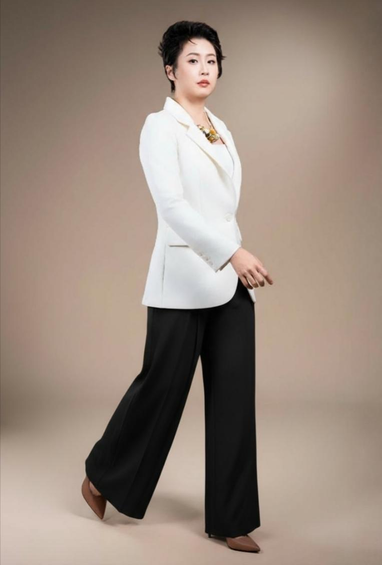 Openline Pleat Pants