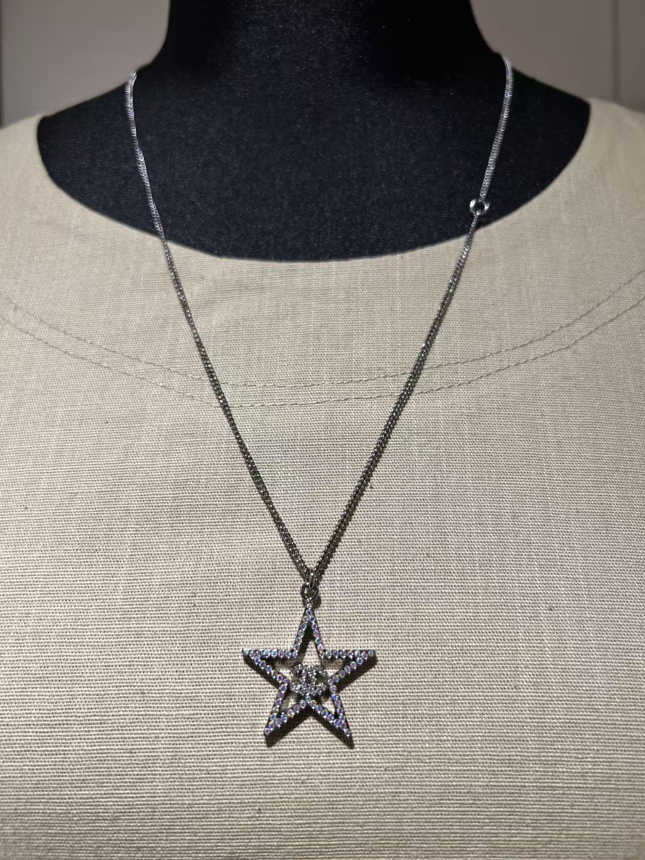 Chanel 星星項鍊