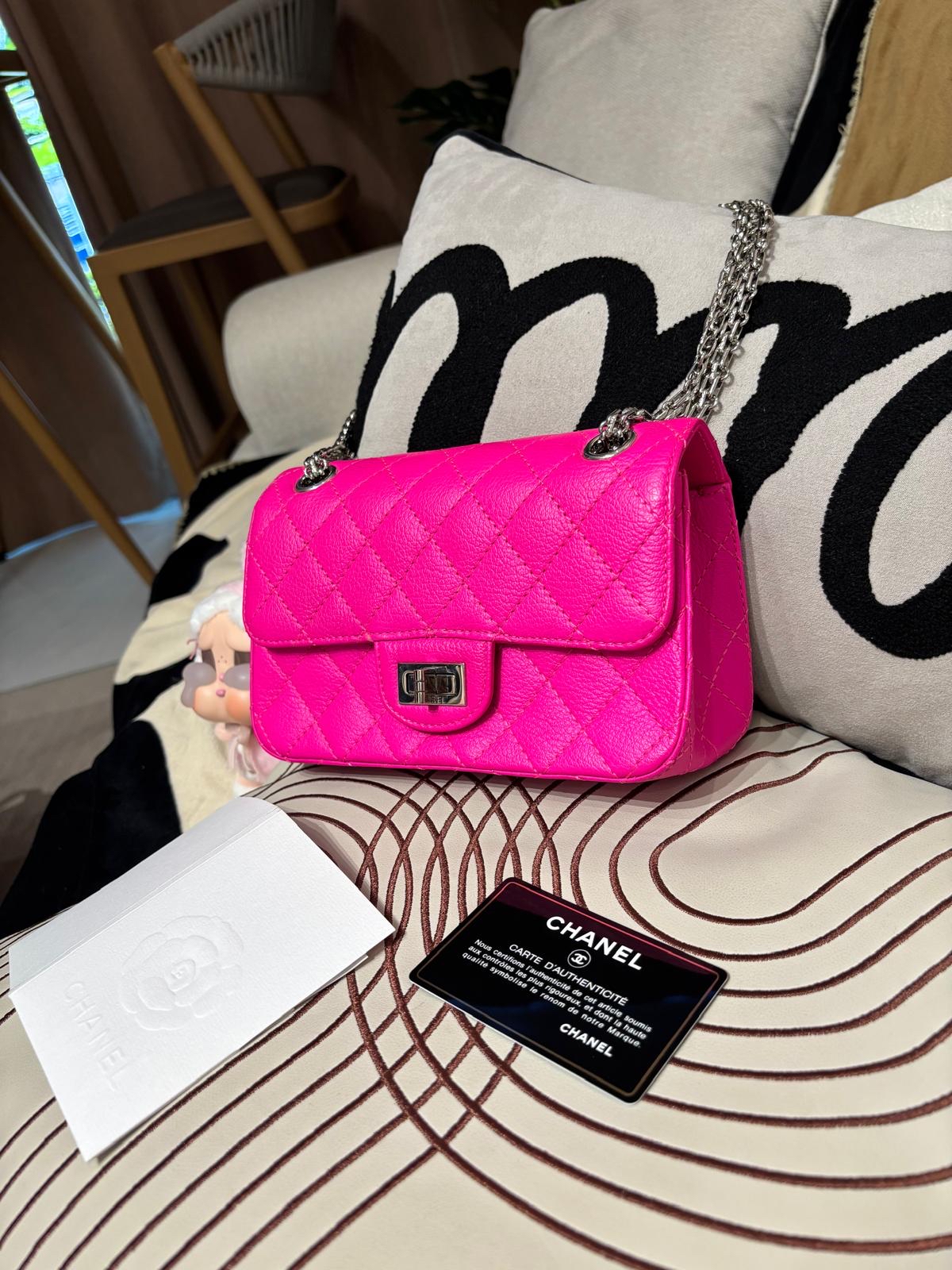 Chanel 2.55 mini calfskin 100%Authentic,98%new ✅收據✅28CARD✅dust bag✅box 