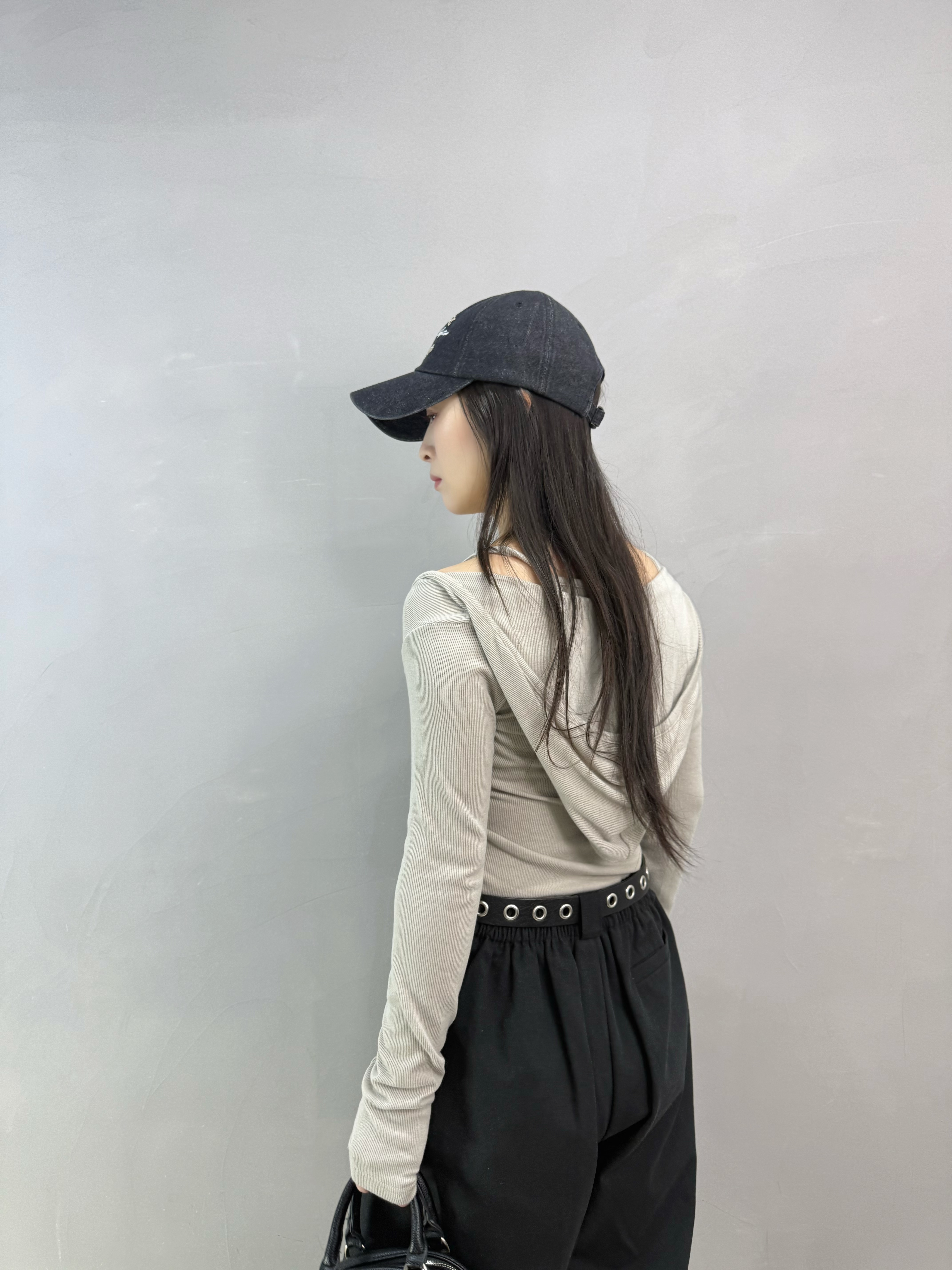 F01 假兩件有帽暗紋tee
