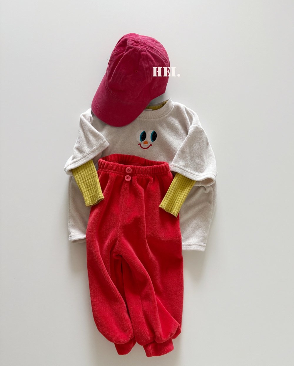 Hei | Peek-a-Boo T-Shirt