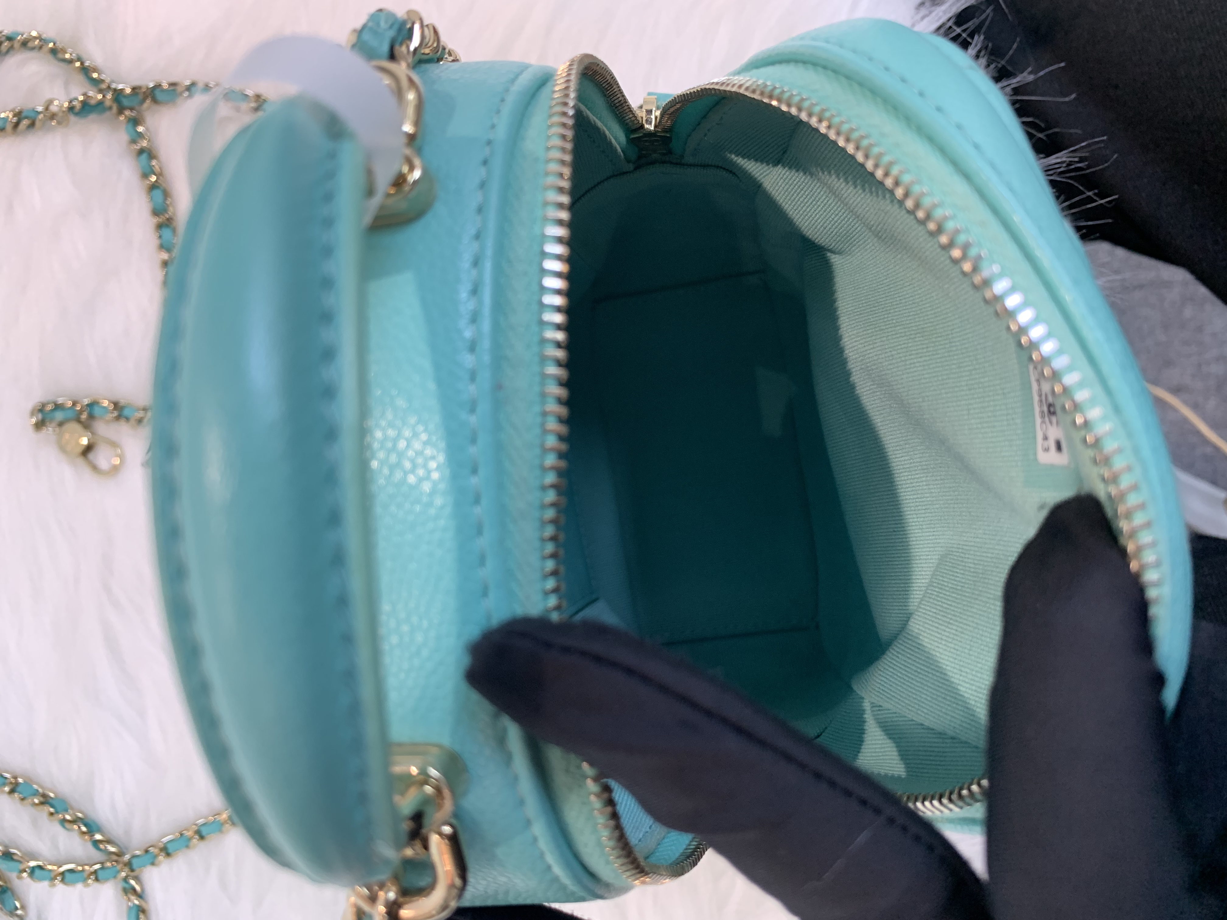 夏日必備Tiffany Blue Chanel 24C mini backpack