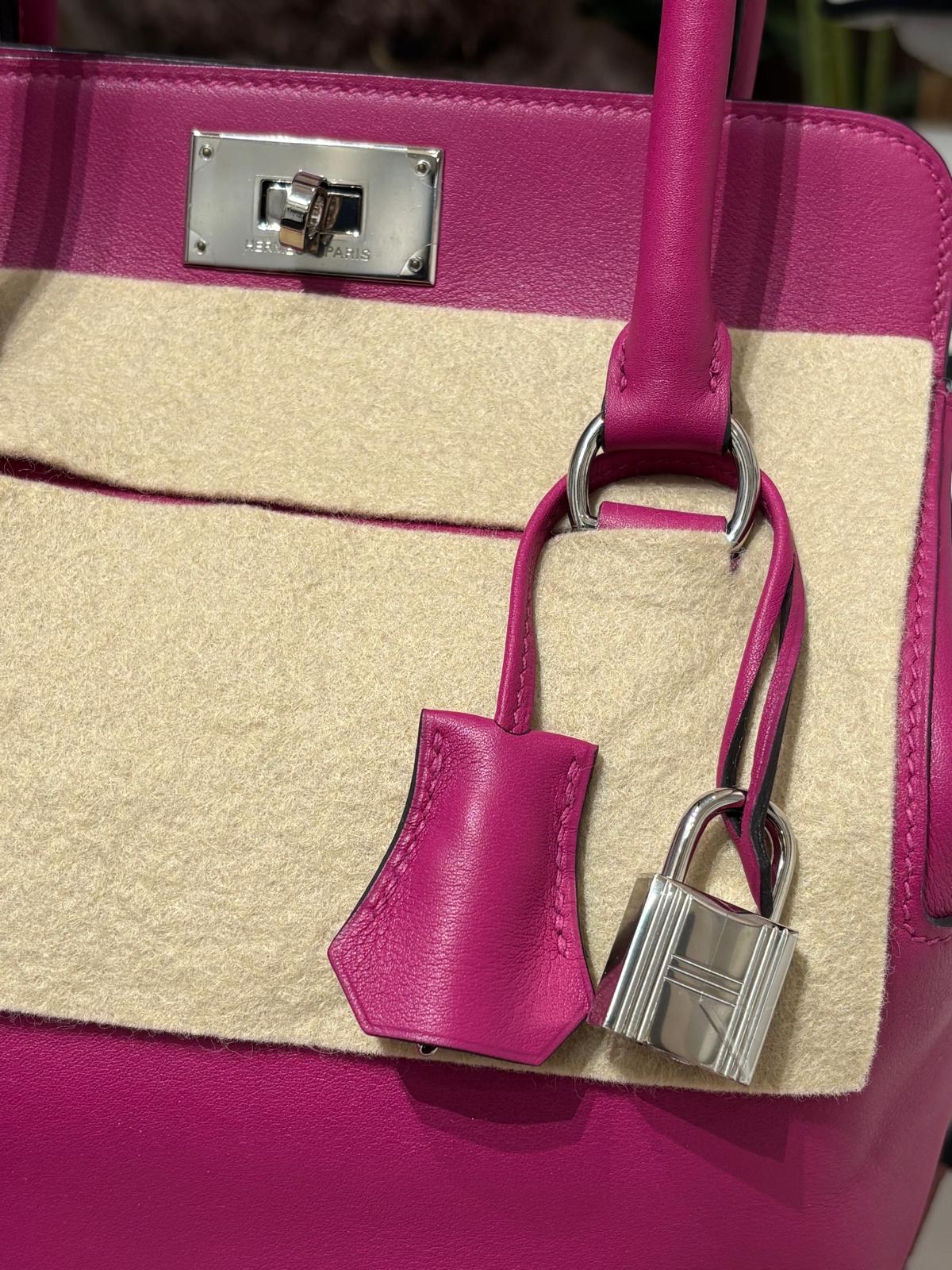 HERMES TOOLBOX 20,L3,EVERCOLOR Stamp A 100%Authentic ,98%new ✅Key lock✅strap ✅dust bag  