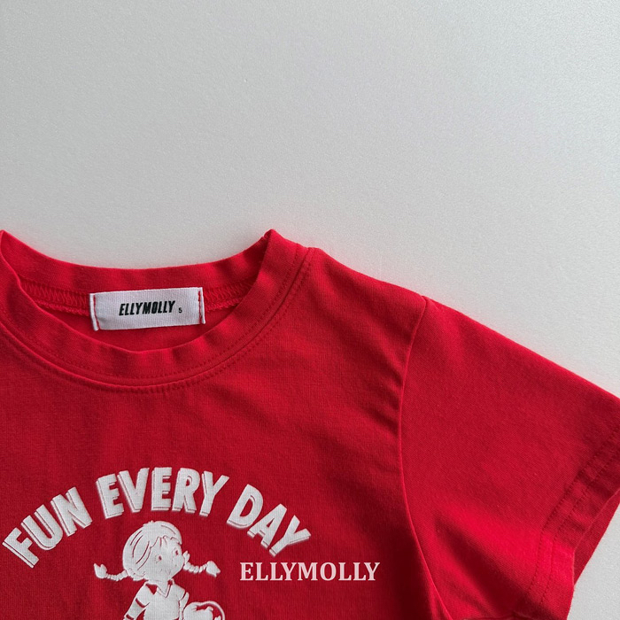 🇰🇷Ellymolly tee