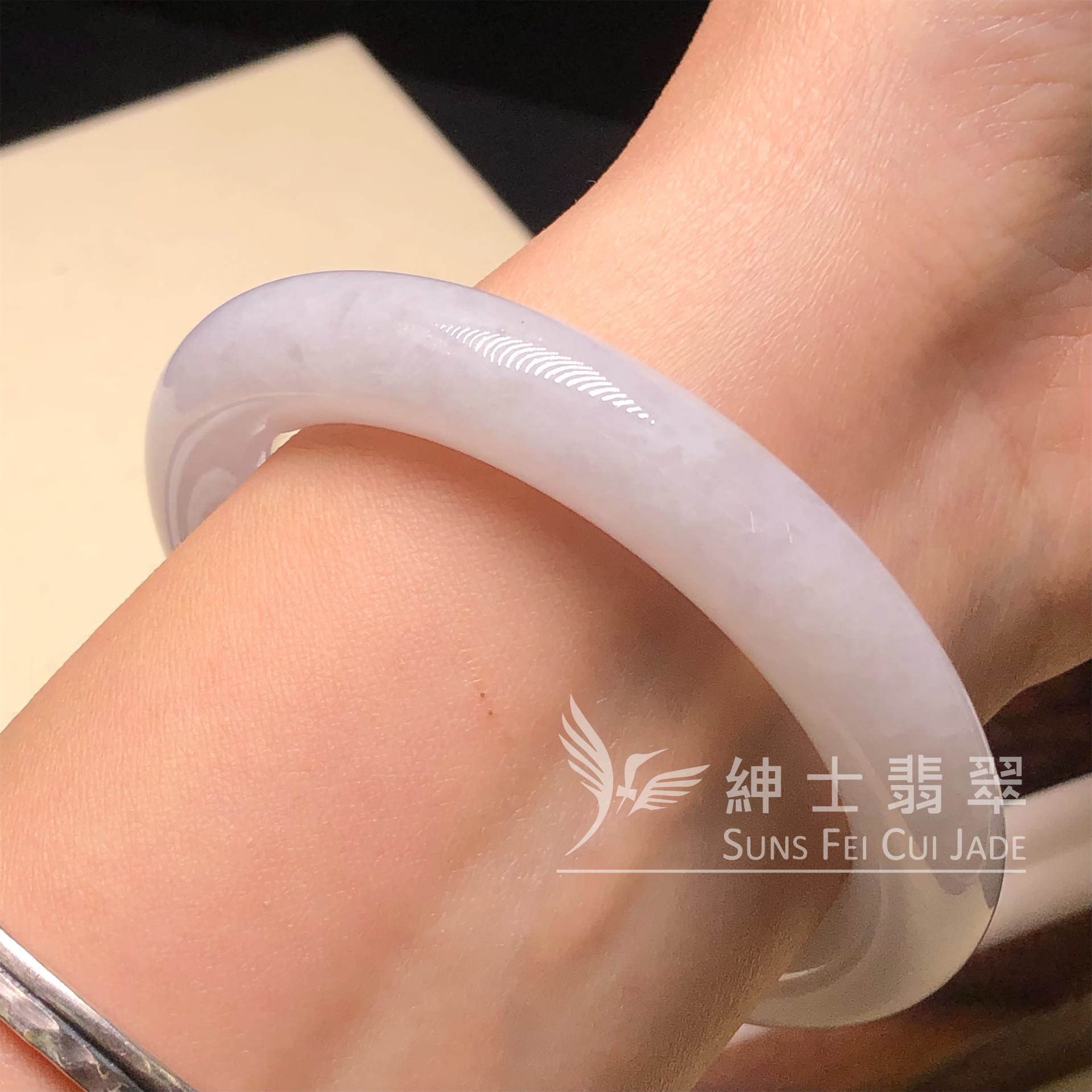 C05366 冰藍紫圓鐲52.5mm