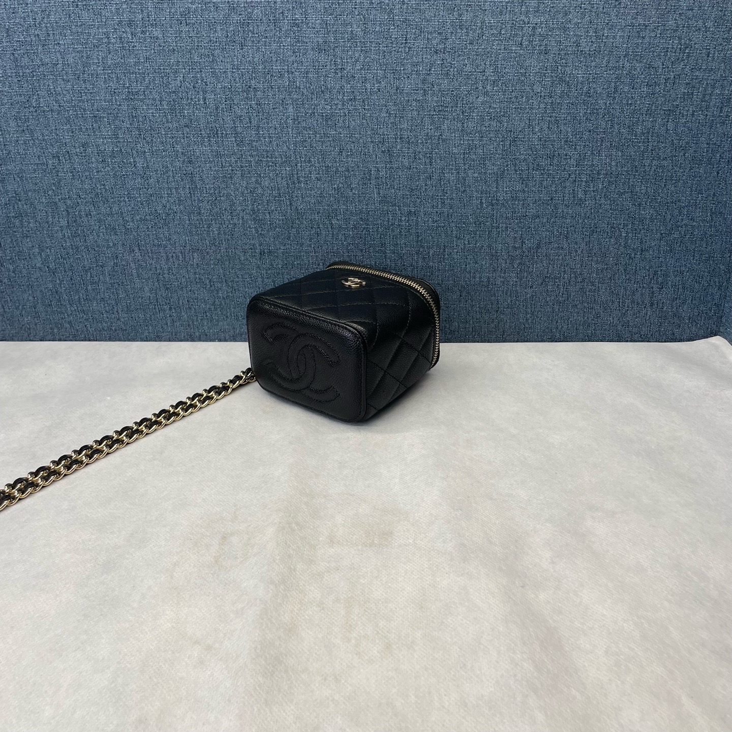 【預訂貨品】CHANEL黑金荔枝皮盒子包