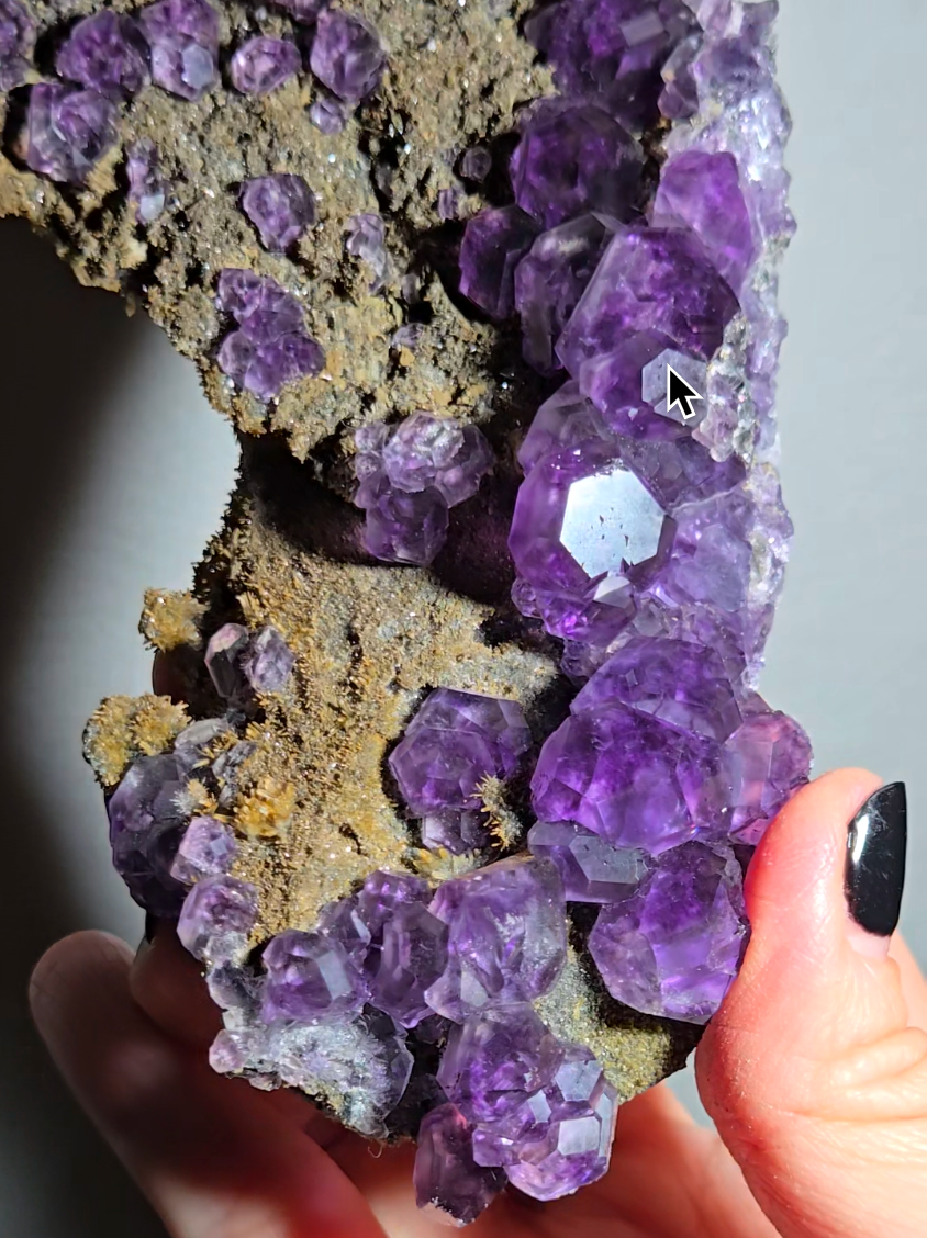 Tanzanite fluorite with perfect dodecahedrons - FL360