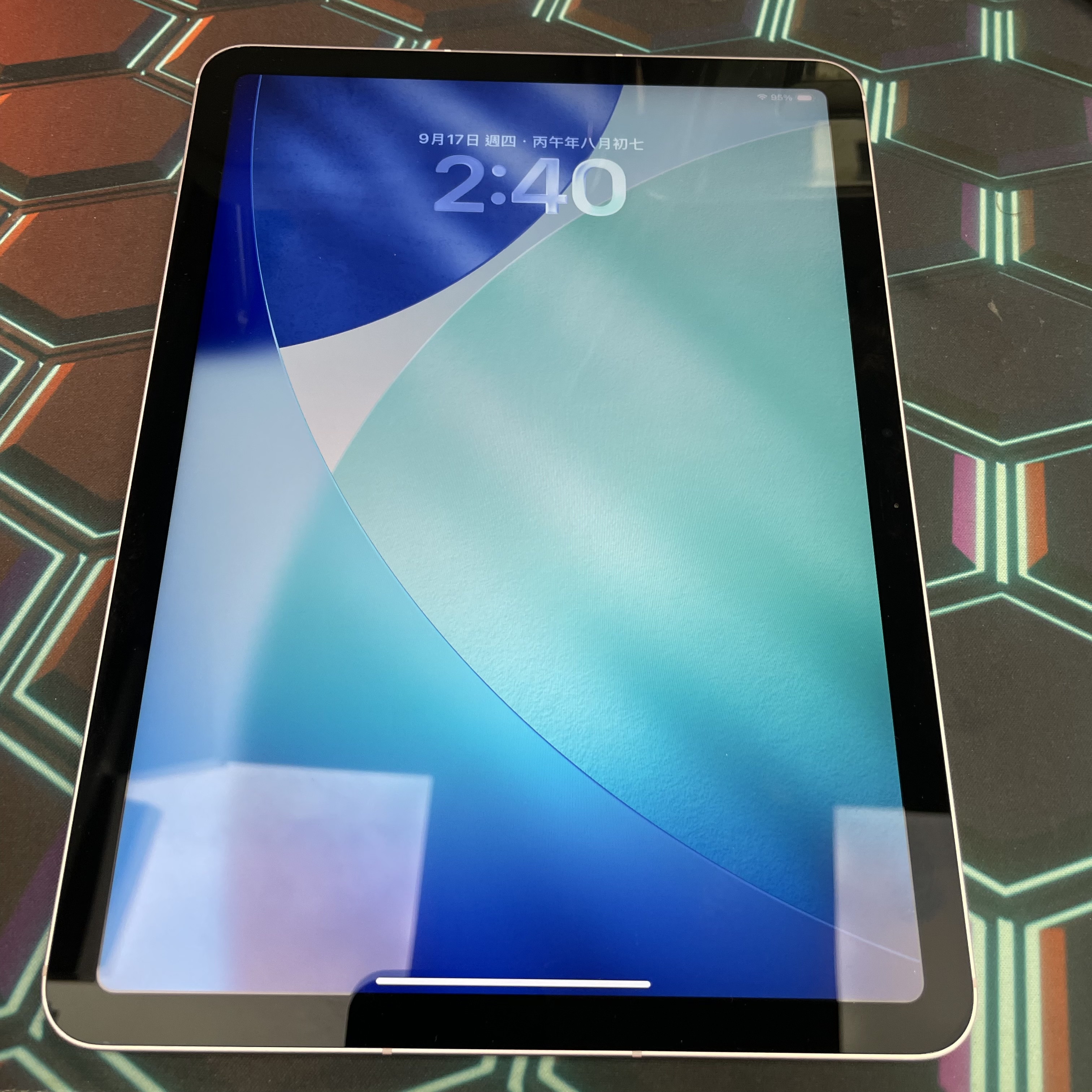 *792982 iPad Air 6 11吋 M2 超靚機 128GB 5G版 紫色 purple