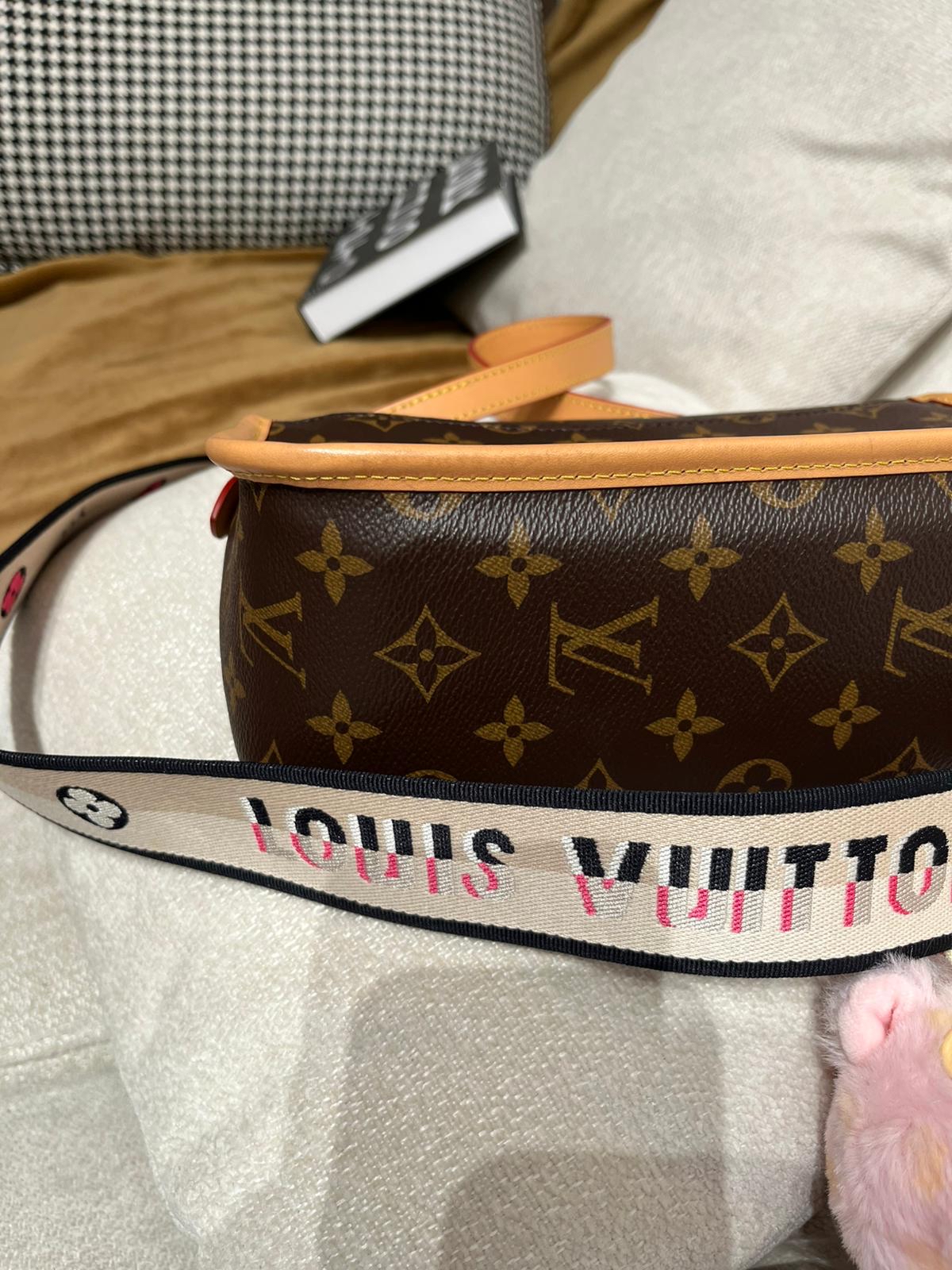 Lv Diane Monogram M45985 2Way Bag 100%Authentic, 95%new ✅strap✅Dust bag