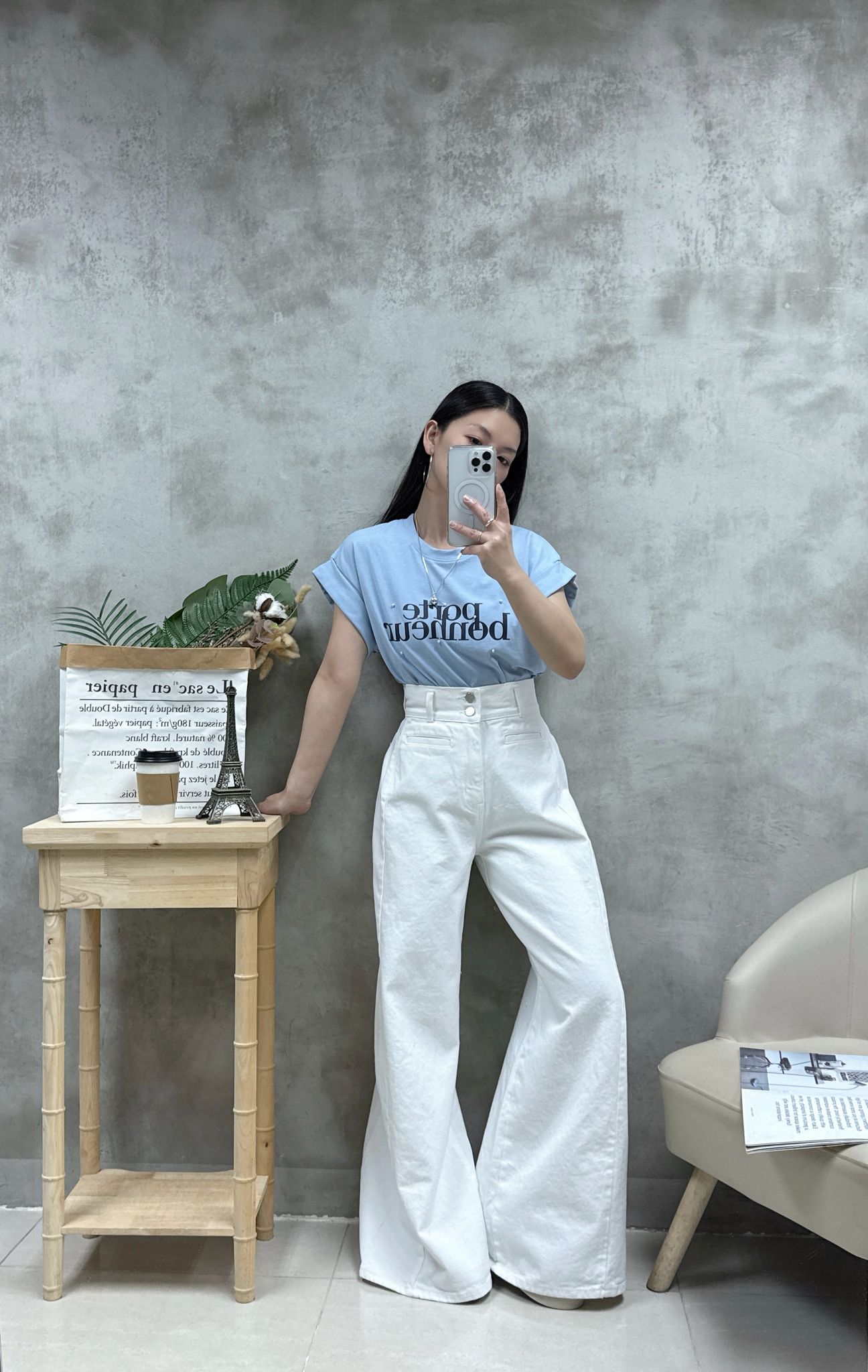 C15 真珠褶袖英文字Tee