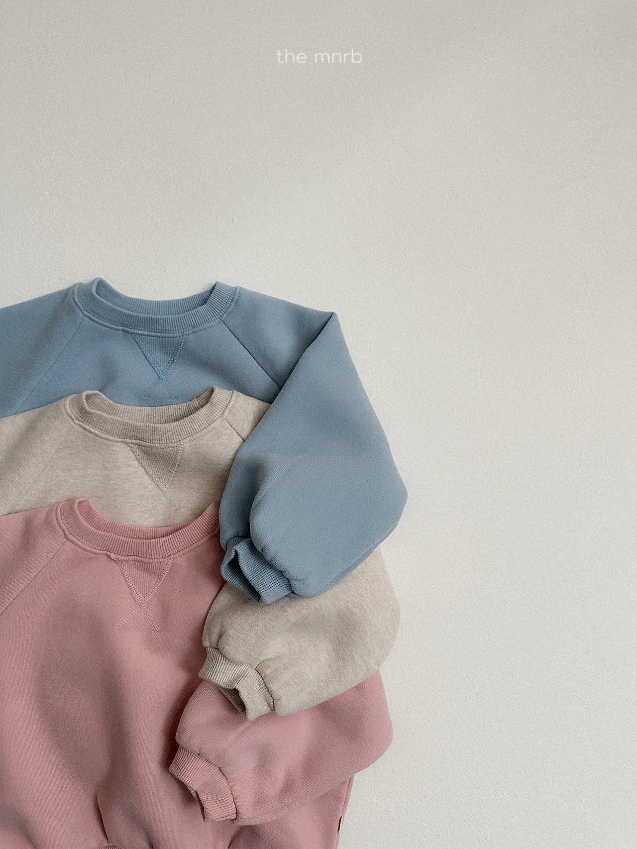 Mnirobe | raglan rounded sweatshirt
