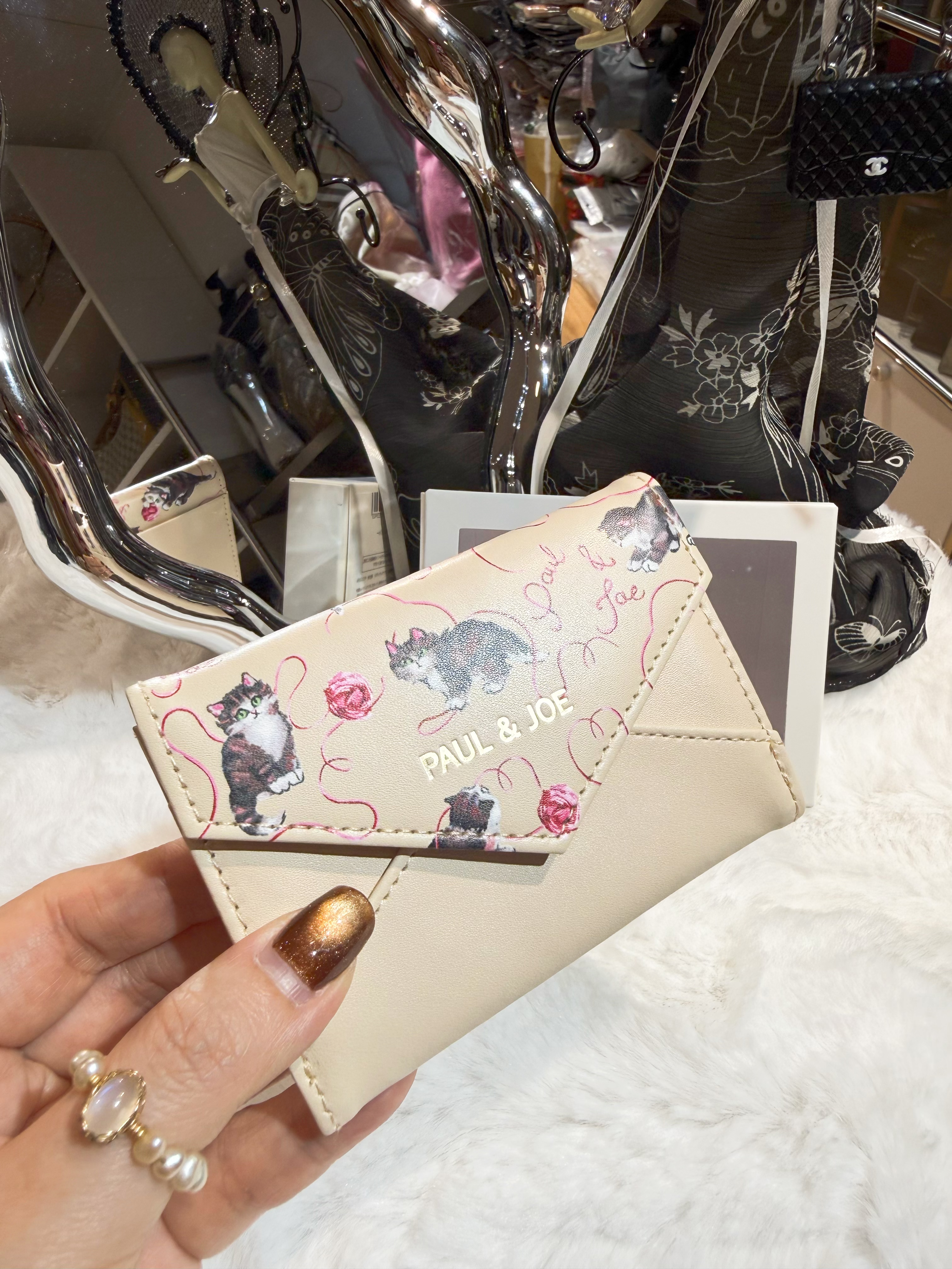 Paul & Joe card holder cat