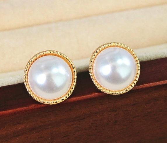 Classic Radiance Pearl Studs with framed