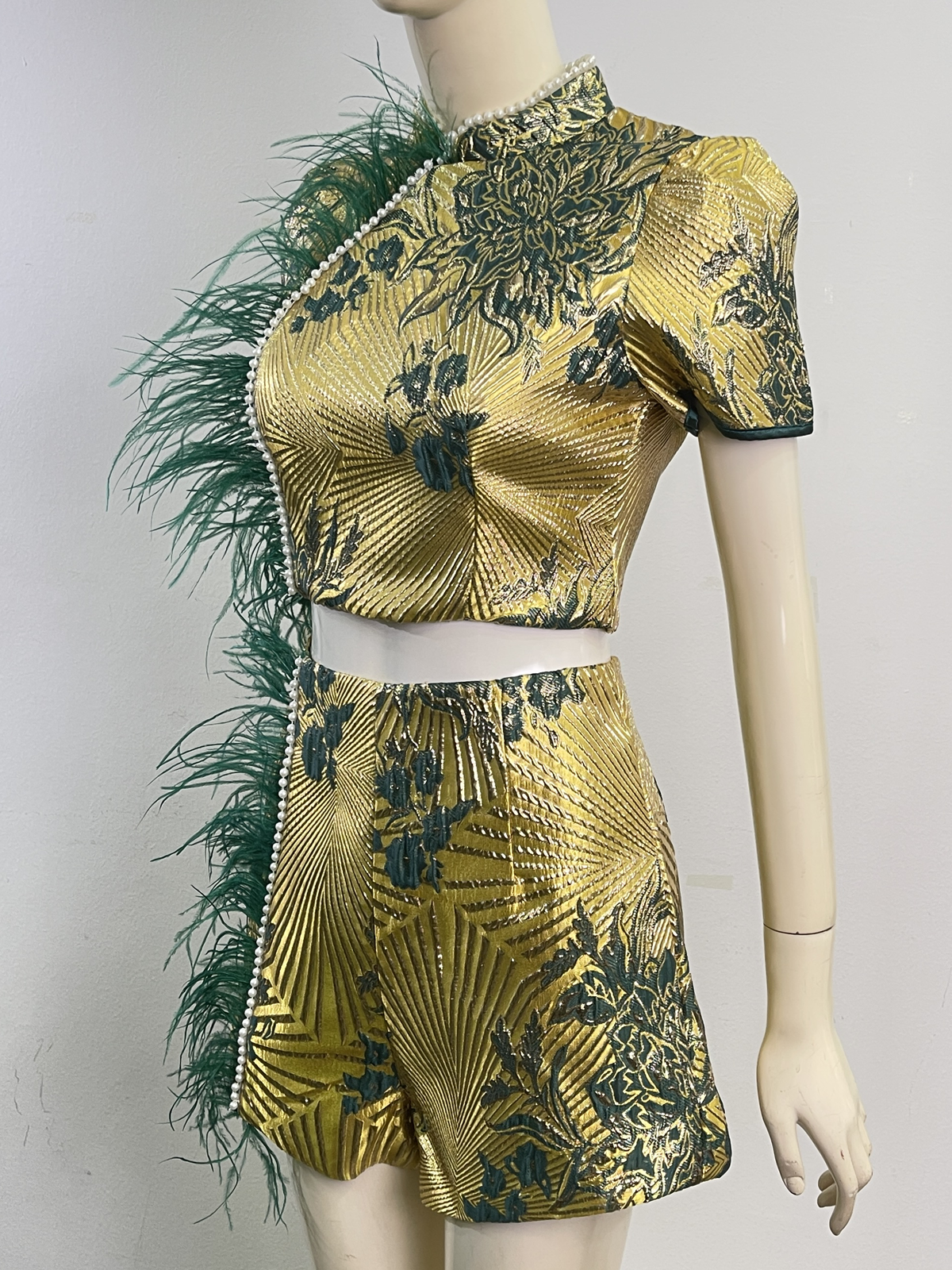 Pearl Frost Fur Qipao Set MC89