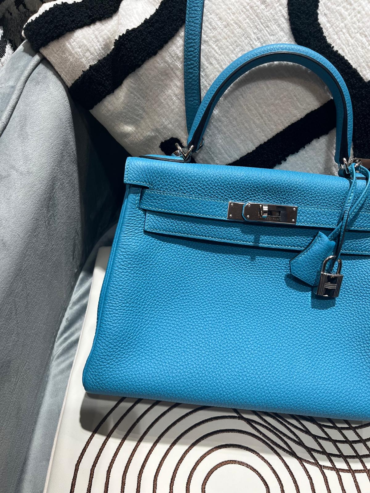 Hermes Kelly 28 STAMP [ R ] 松石藍色銀扣 100%Authentic, 98%new ✅key lock ✅dust bag ✅box