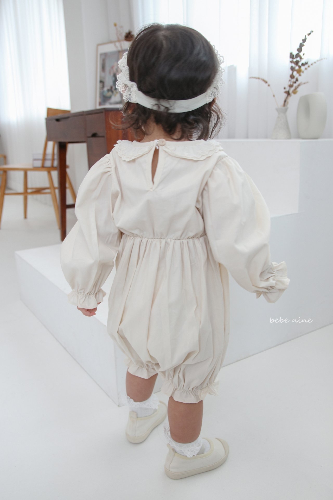 🌸預訂 韓國直送🌸🇰🇷Bebenine兩色蕾絲花邊寬鬆長袖連身服