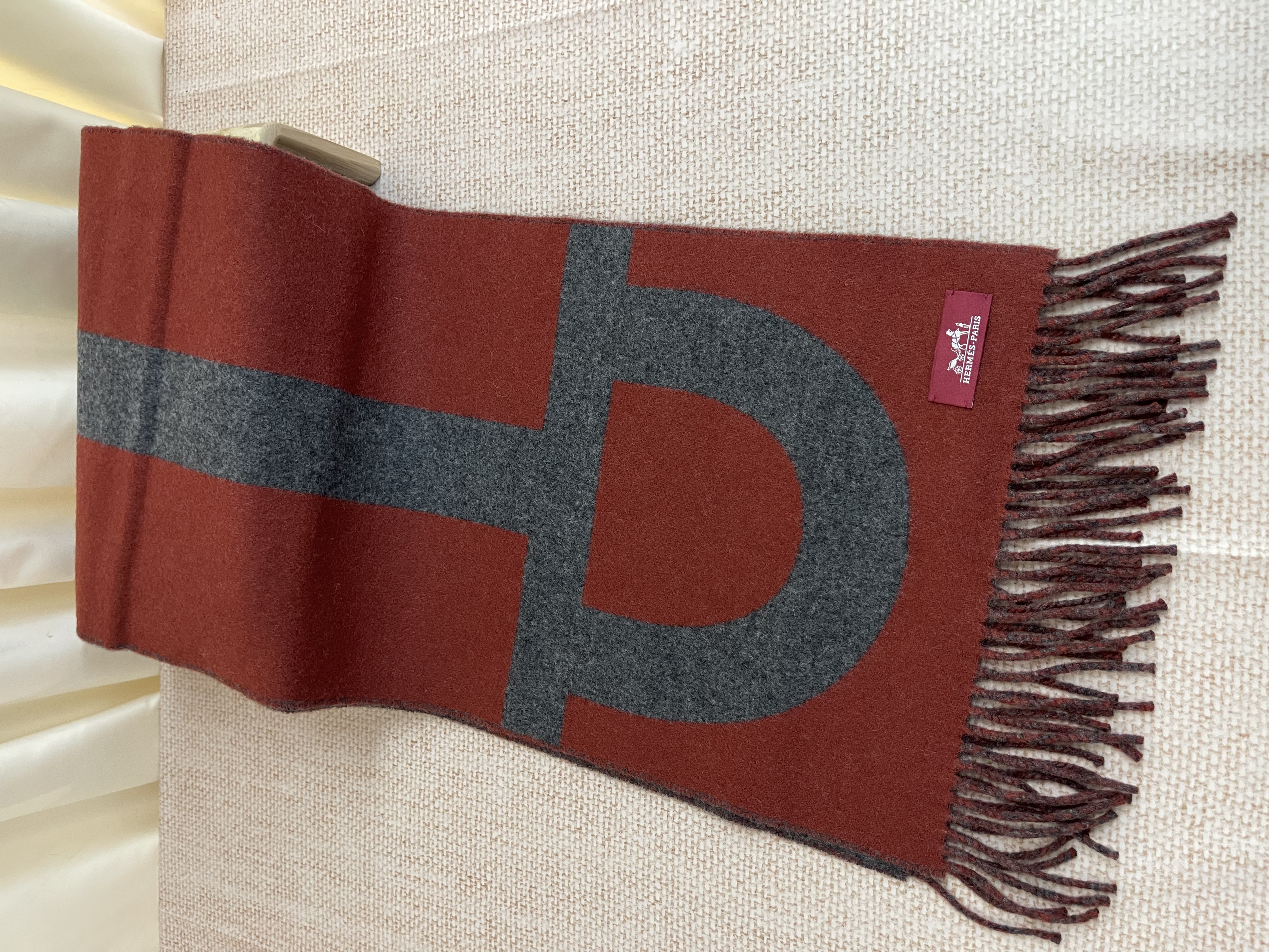 Pre-owned Hermes Scarf /26Y115