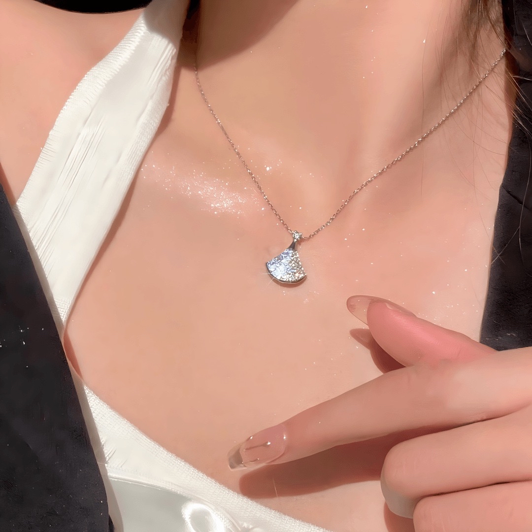 闪闪小扇子项链