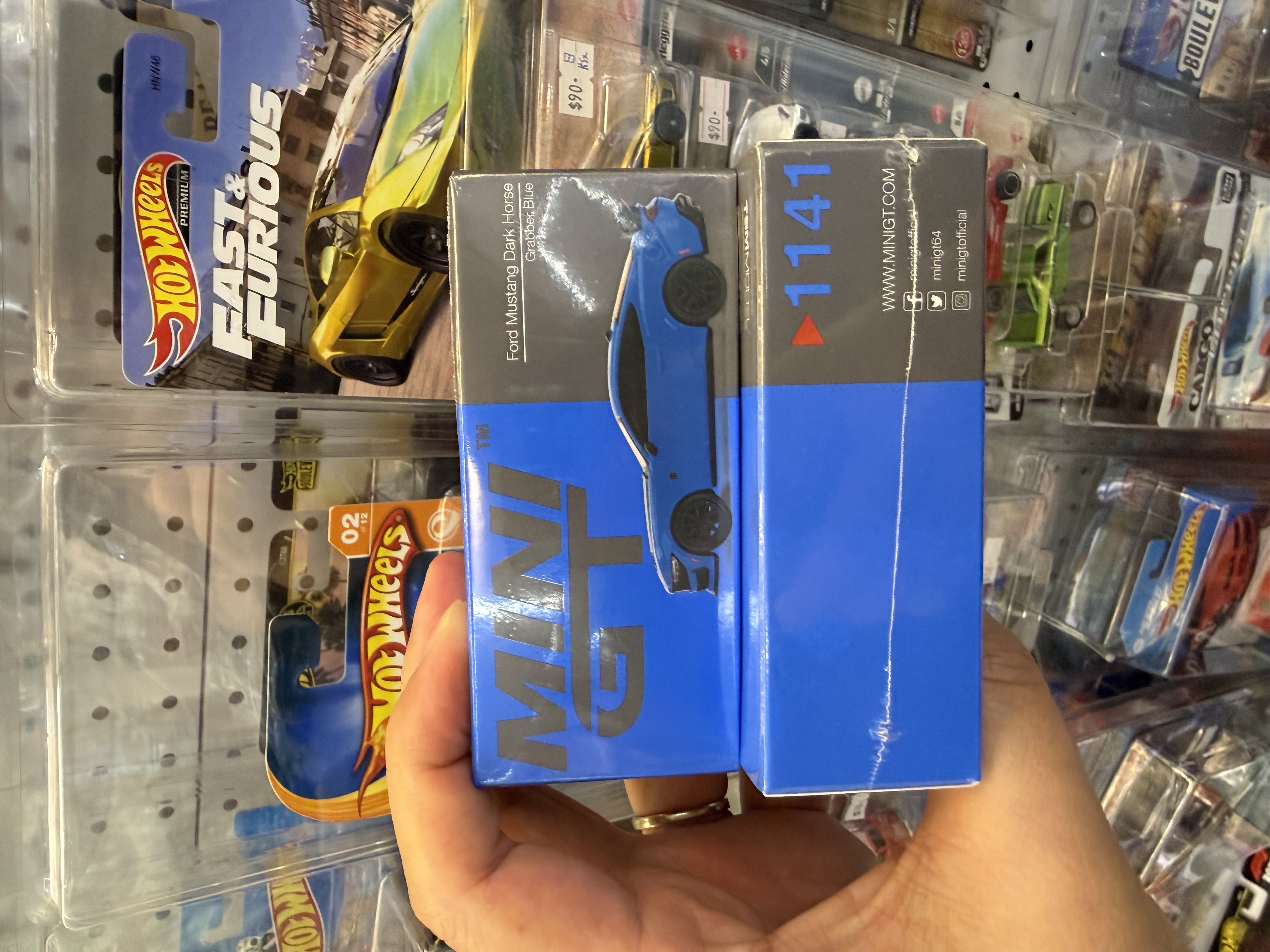 MINI GT 1141 Ford Mustang Dark Horse Grabber Blue 抓馬藍 MINIGT