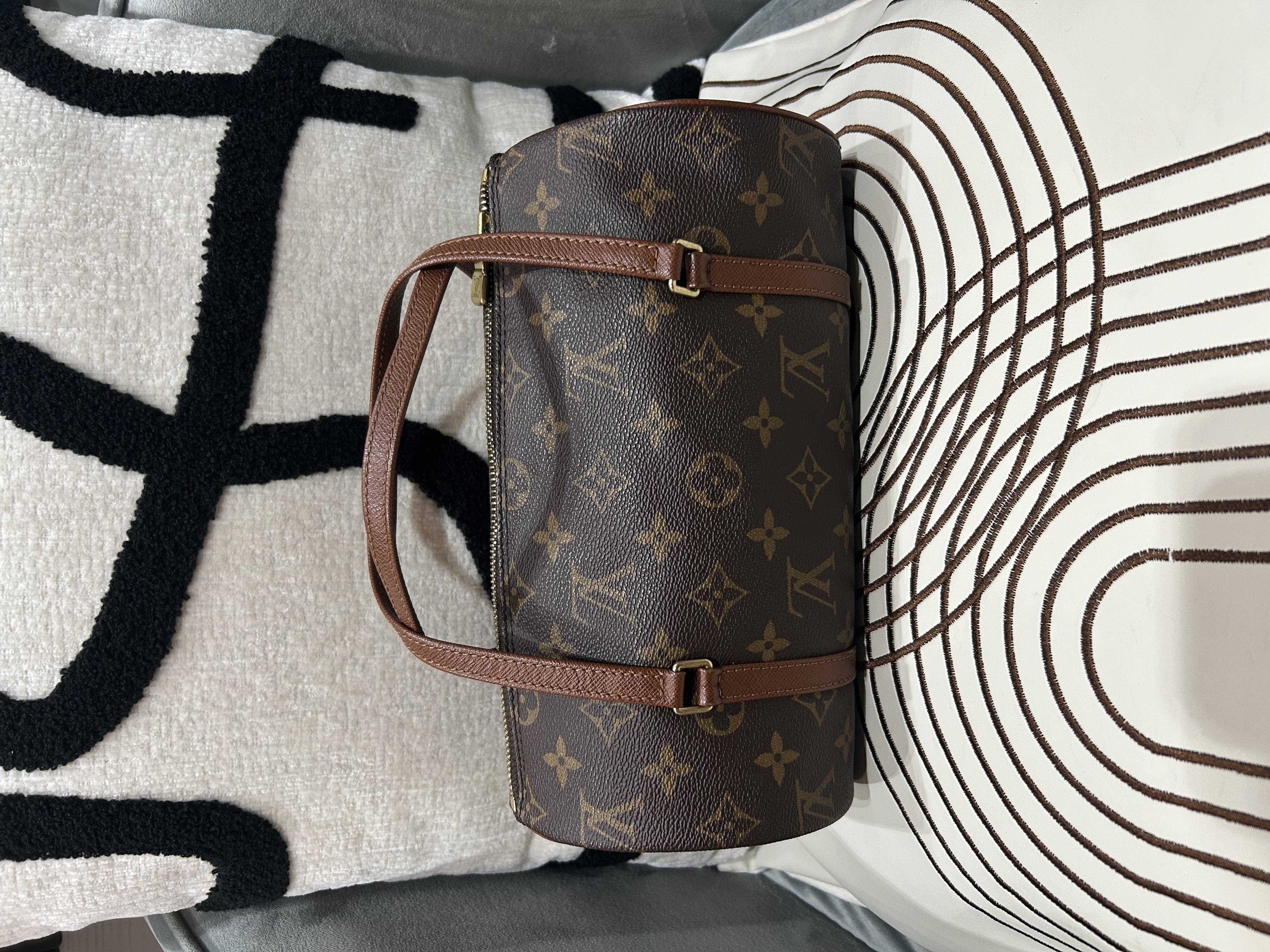LV Papillon PM Monogram 100%Authentic, 98%New