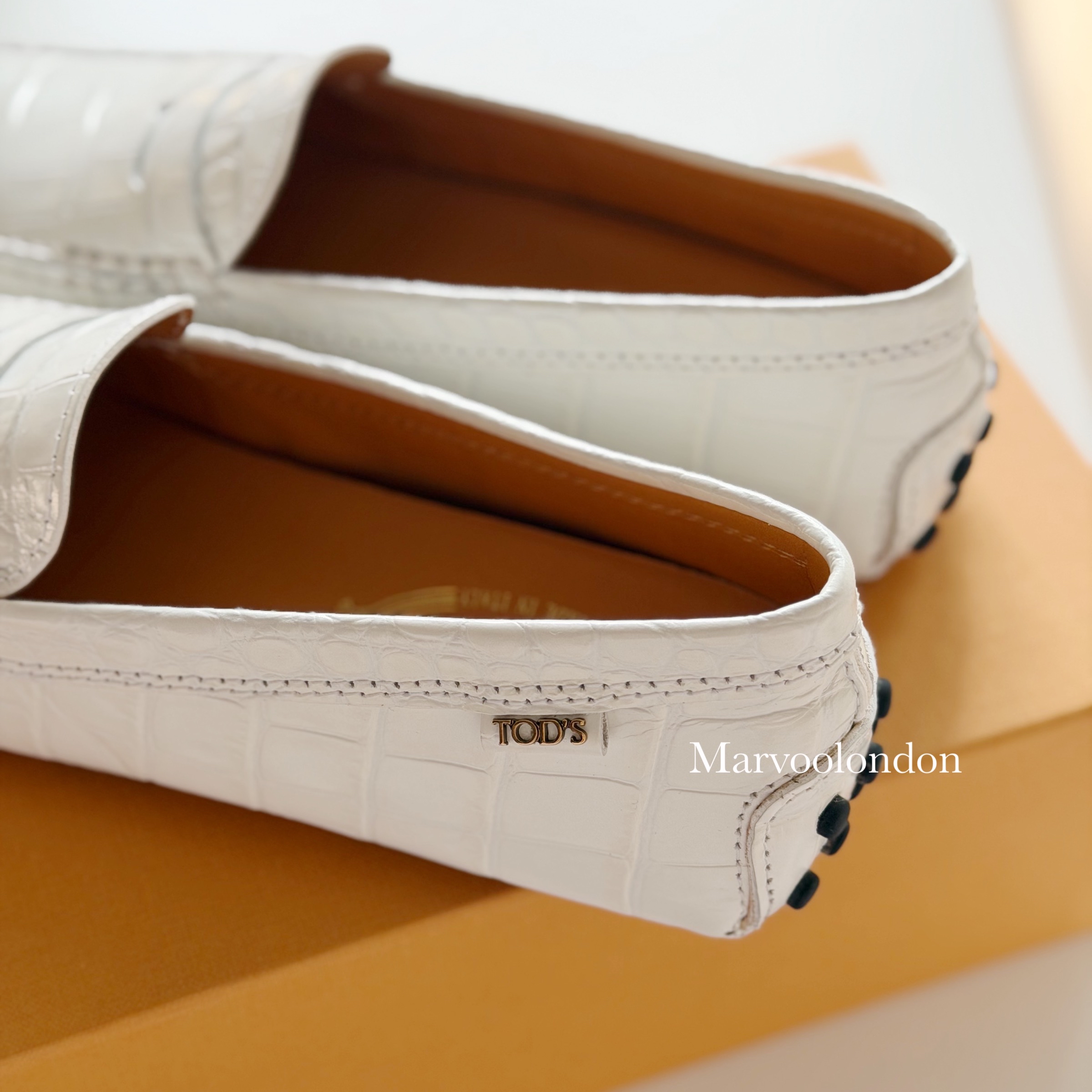 斷碼優惠‼️(只限此款)  訂貨📮Tod’s 經典豆豆鞋 Size 36 only