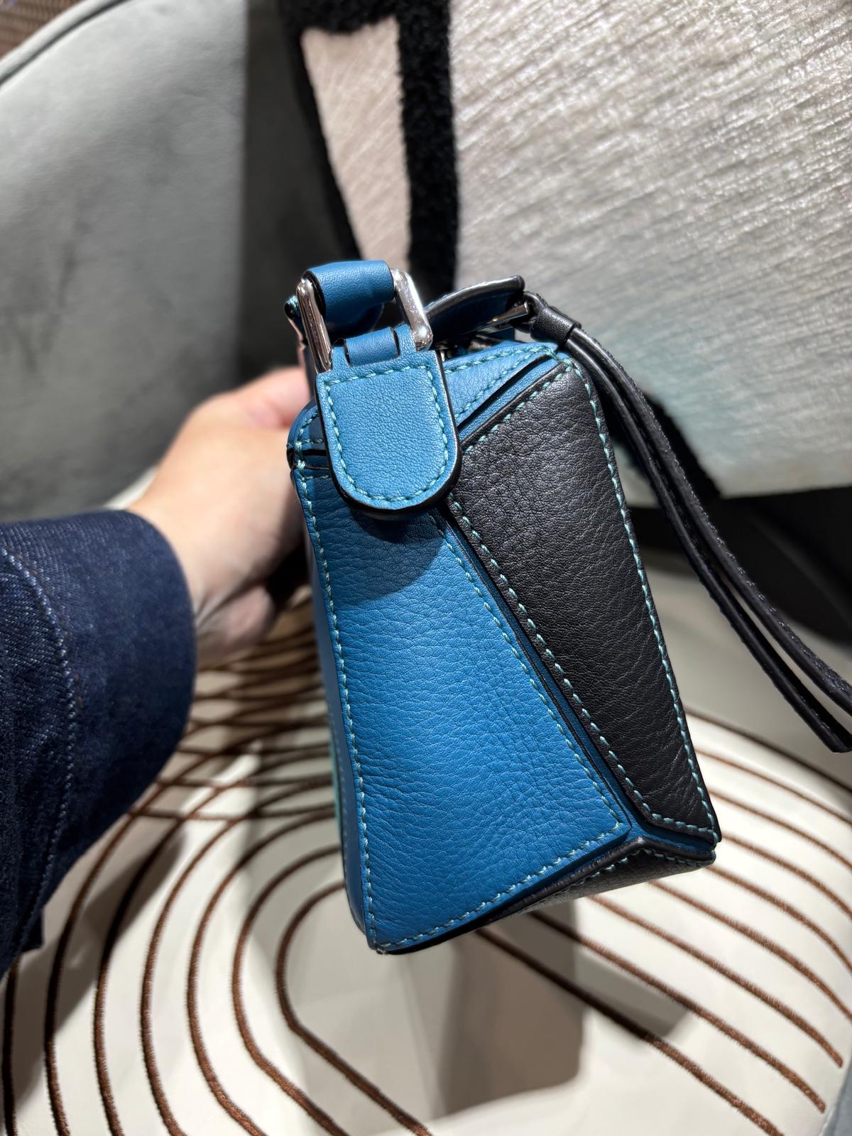 Loewe mini puzzle calfskin  100%Authentic,98%new ✅tap booklet✅dust bag 