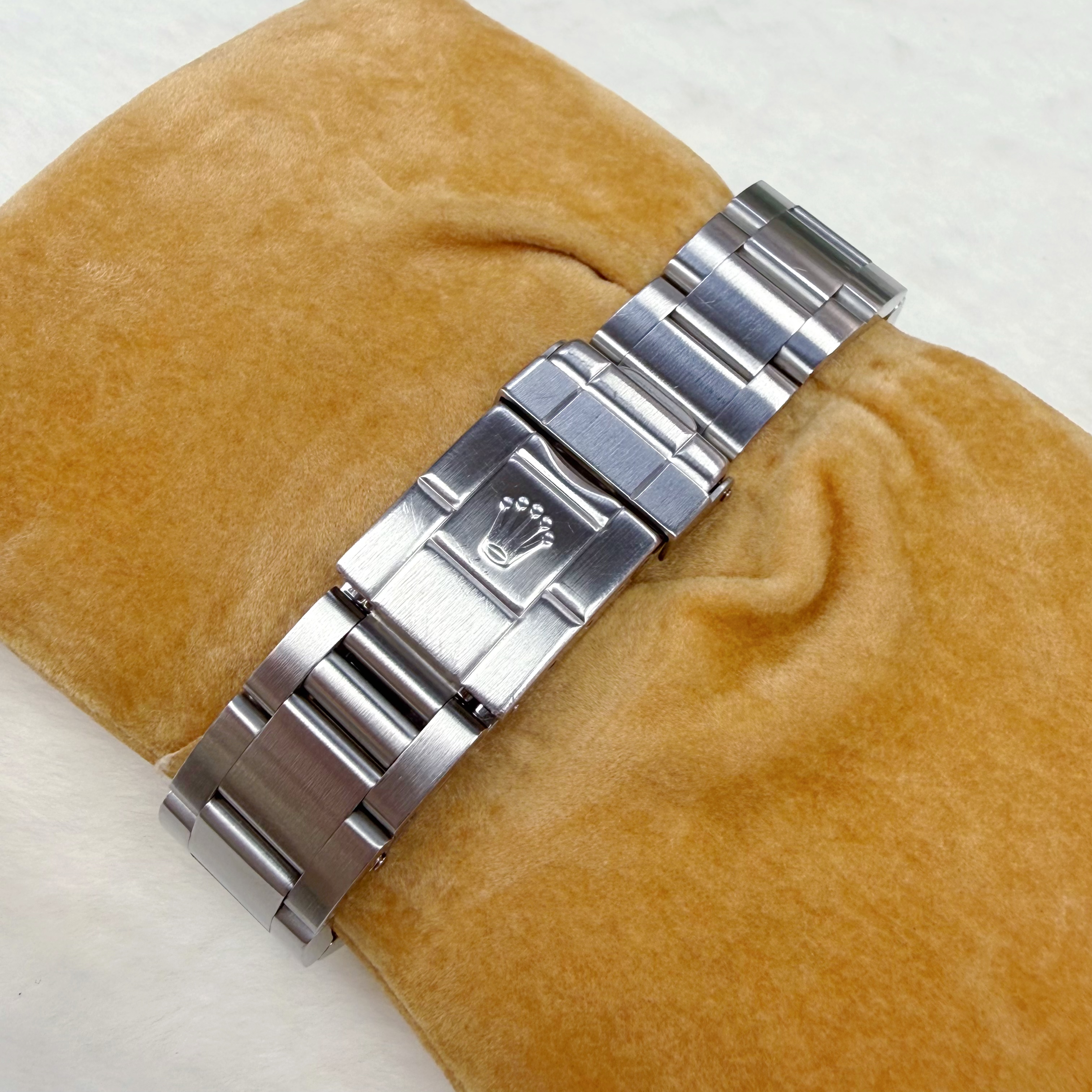 Rolex 勞力士探險家系列 16570