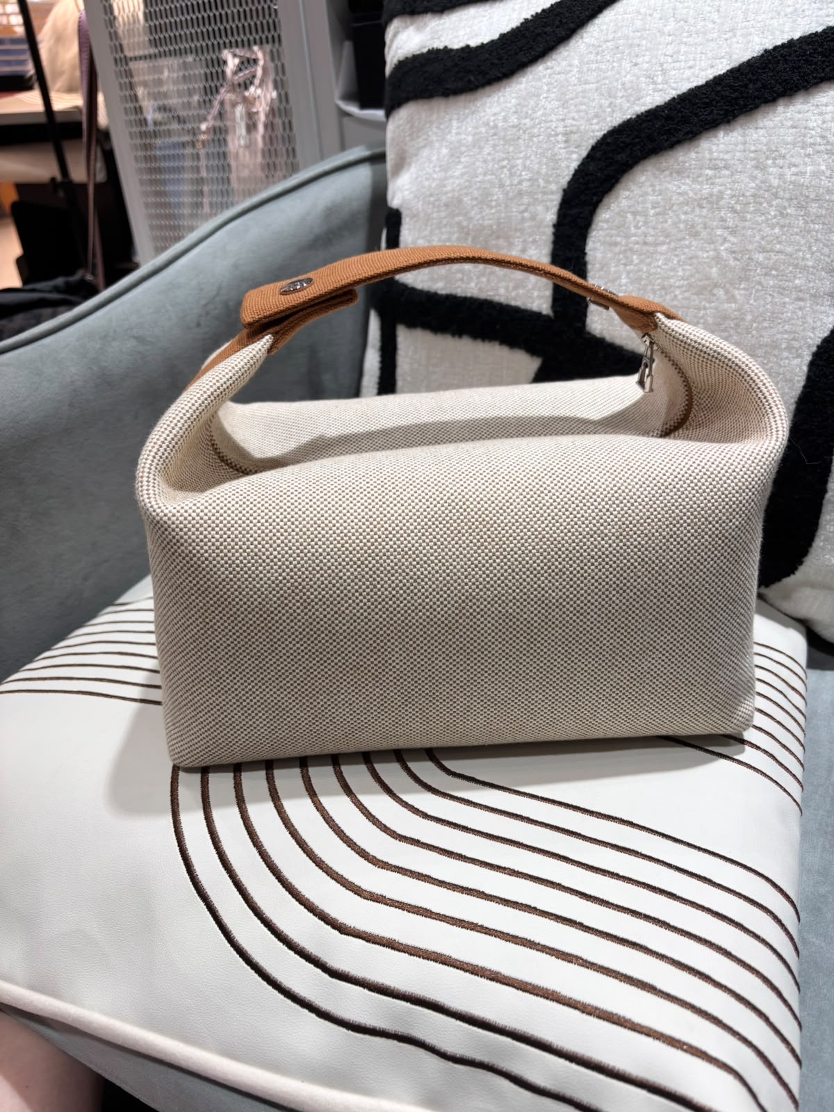 Hermes Bride-a-Brac Cabriole case, large model 飯盒包 100%Authentic,99%New 